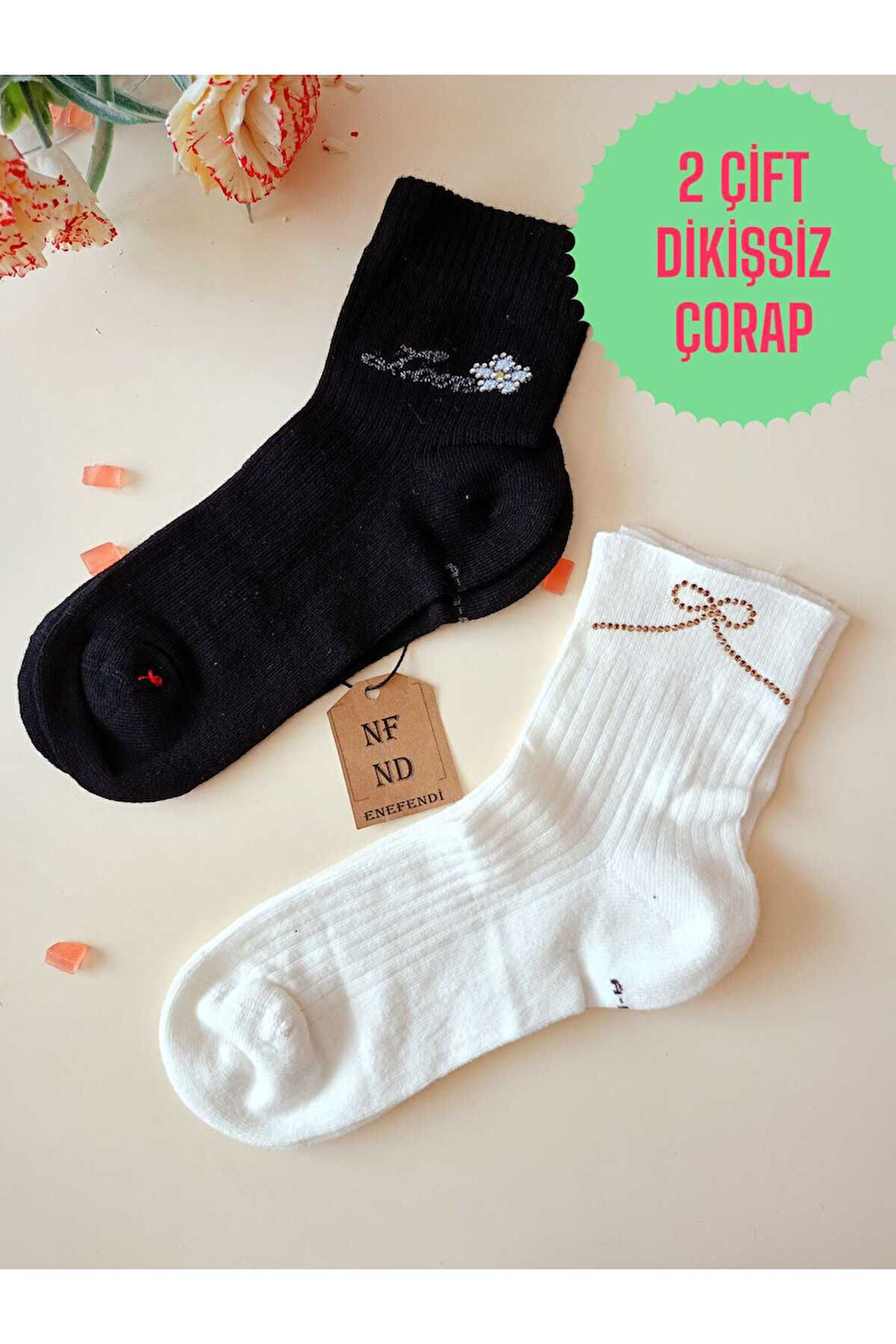 2 ÇİFT PAMUKLU BURUN DİKİŞSİZ KOKULU LİKRALI KISA KONÇ ÇORAP SİYAH KREM KADIN ÇORABI 36-40