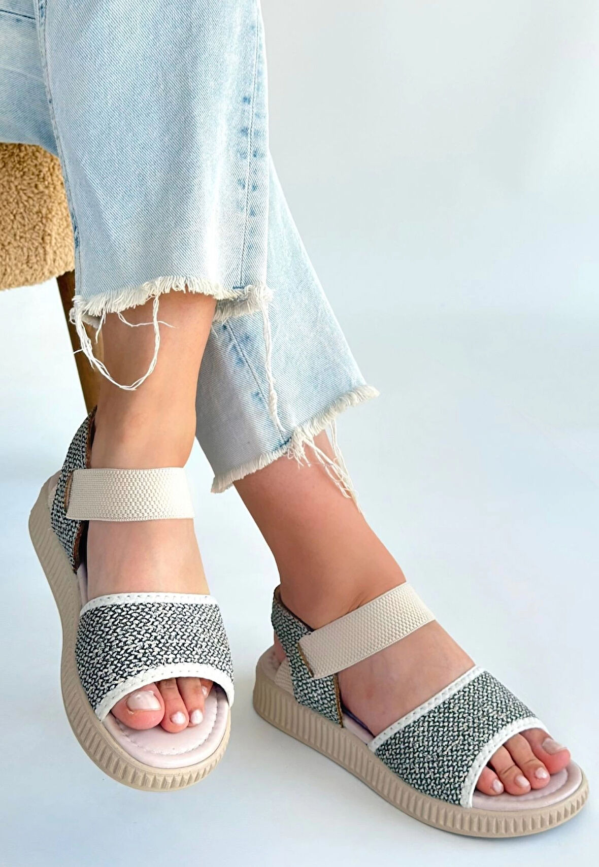 Jake Yeşil Hasır Cilt Sandalet