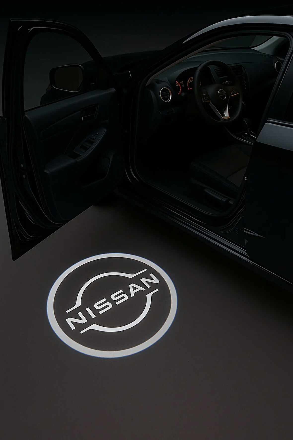 Nissan Kapı Altı Logo Kapı Altı Led Mesafe Sensörlü Pilli Yapıştırmalı Yeni Nesil