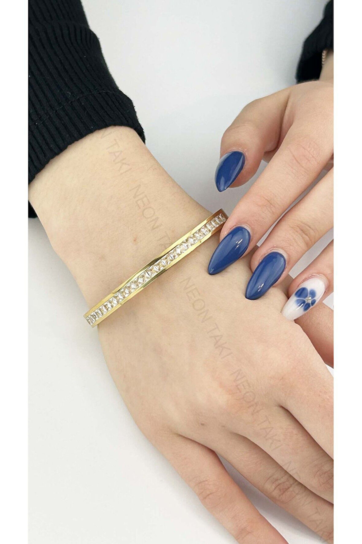 Zirkon Taşlı, Paslanmaz Çelik Kelepçe Bileklik 24, Altın Renk