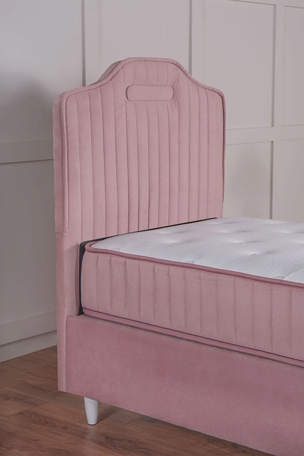 Royal Lux Başlık Pembe (Baza ve Yatak Dahil Değildir)