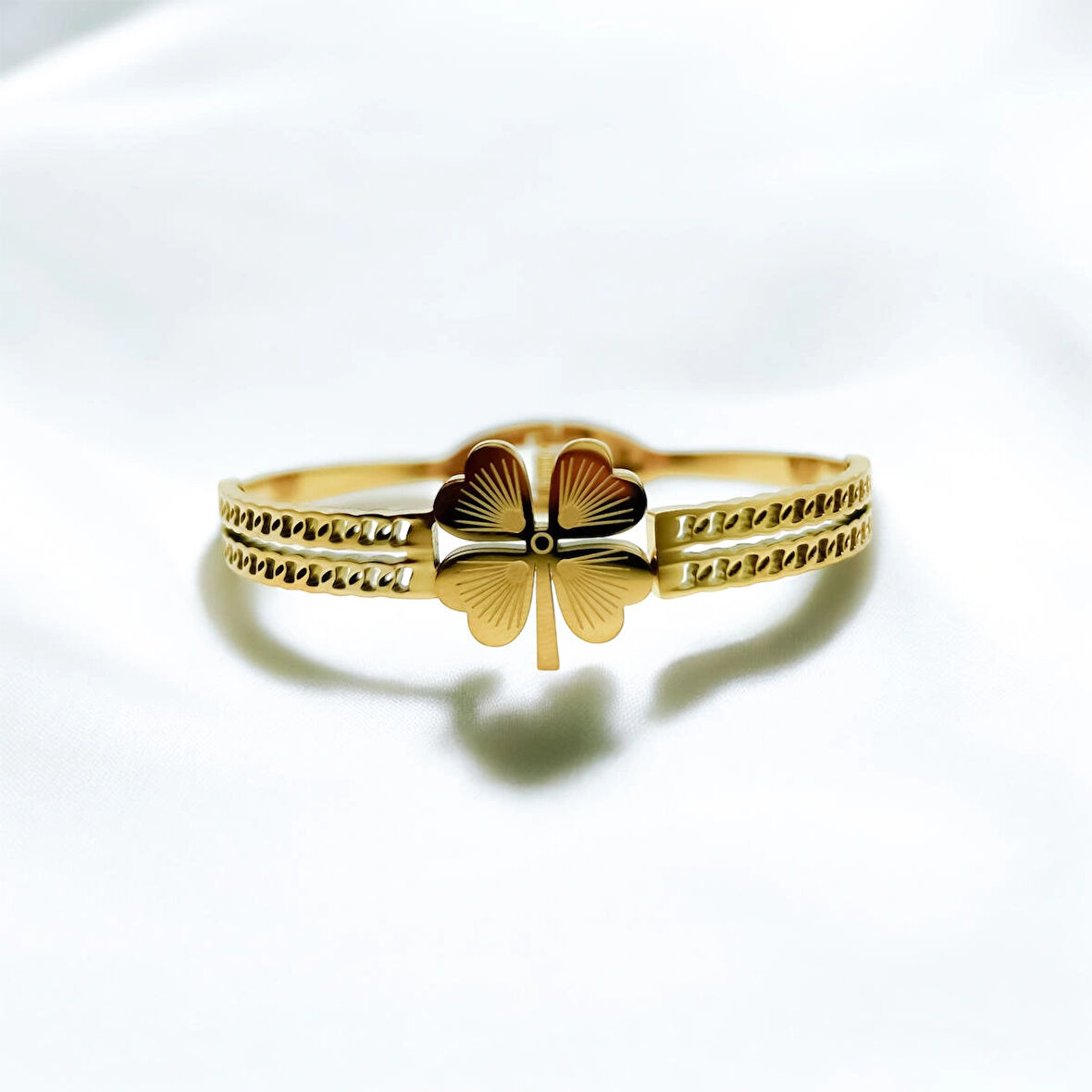 Vintage Gonca Yaprak Model Gold Kelepçe