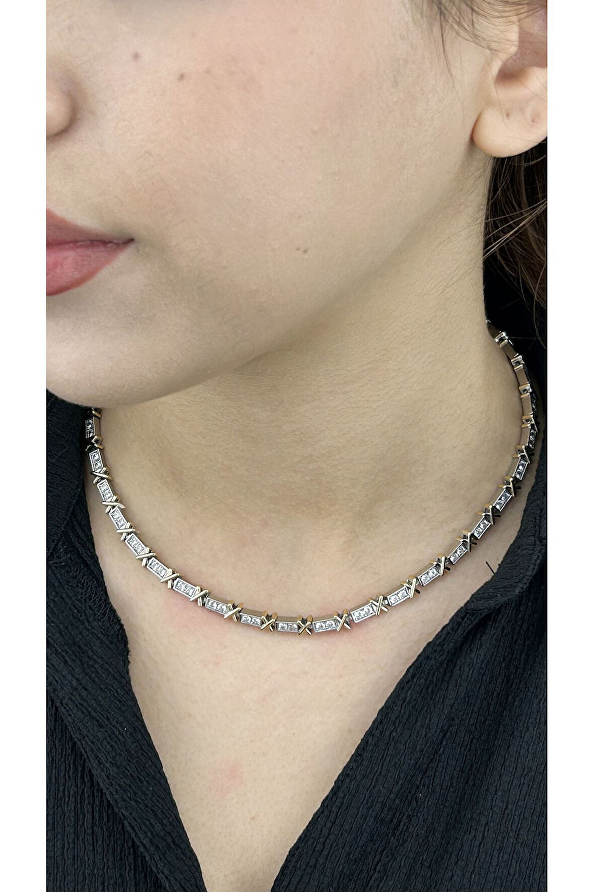 Xo Figürlü, Zirkon Taşlı, Paslanmaz Çelik Kolye 119, Gümüş Renk