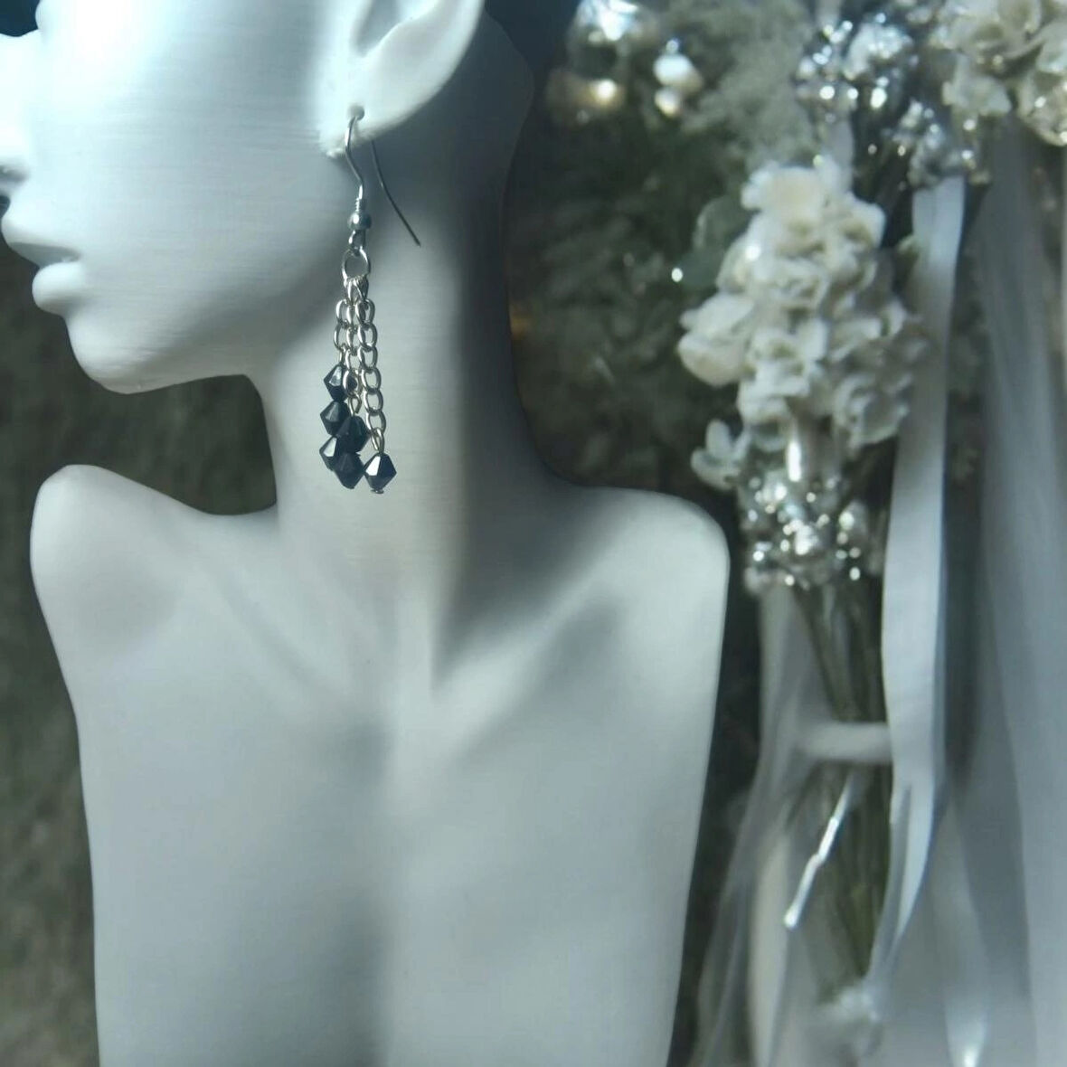 Kristal Boncuklu Zincir Sallantılı Kombin Tasarım Aesthetic Soft Vibes Goth Vintage Hediyelik Küpe