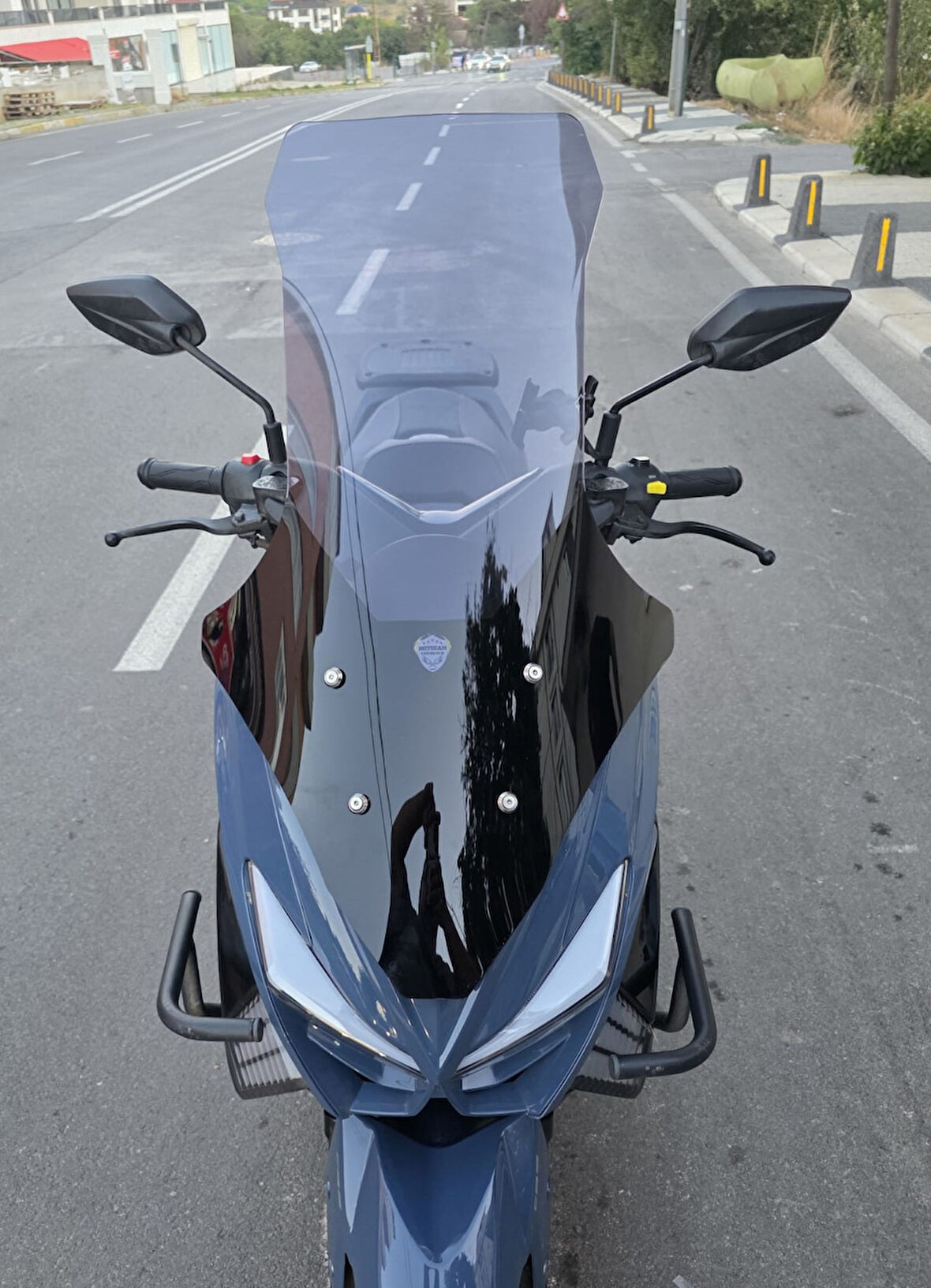 MOTOCAM Küba Newcity 125 Siperlik Ön Cam 2023-2025 Model 78cm Füme Renkli 4mm UZUN VE GENİŞ