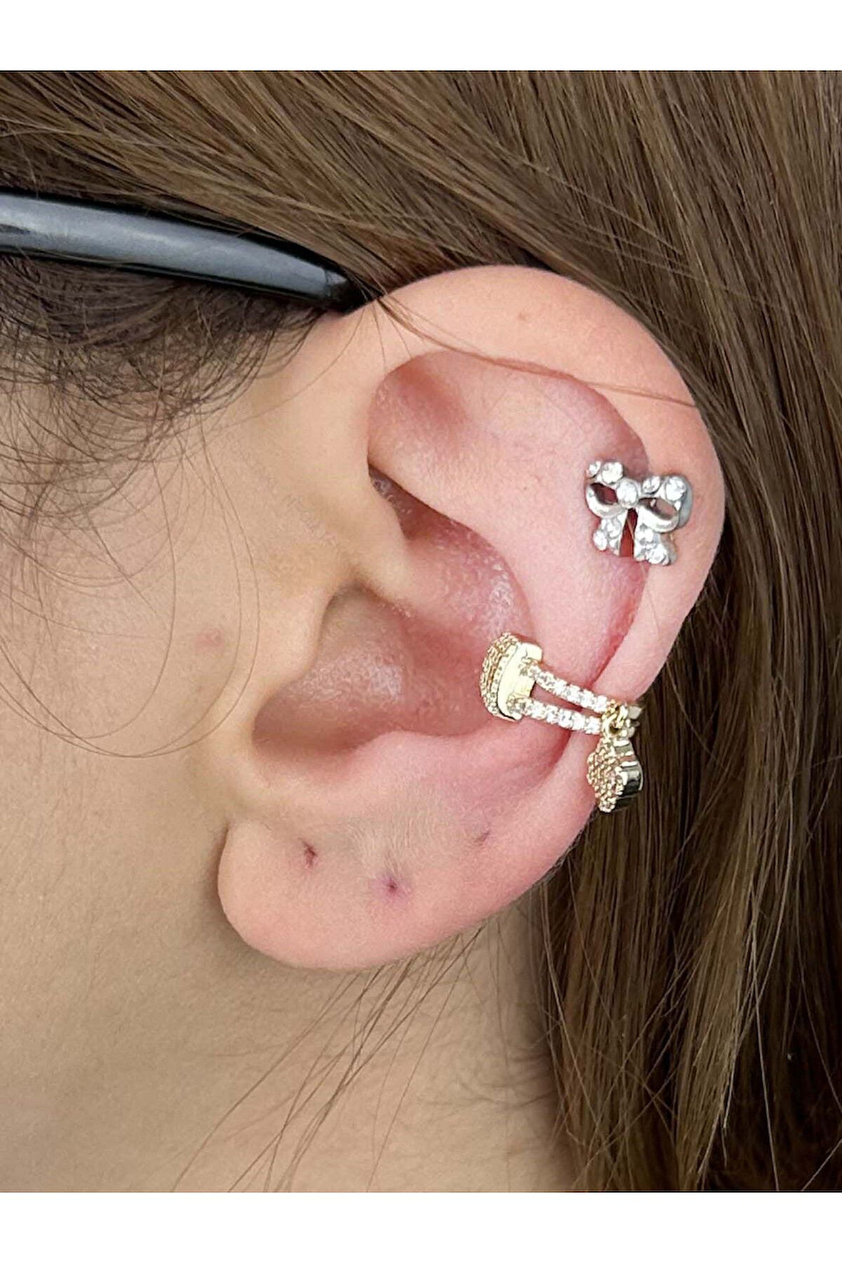 Zirkon Taşlı, Sallantılı, Kulak Kıkırdak Bölgesi Küpe 199, Altın Renk