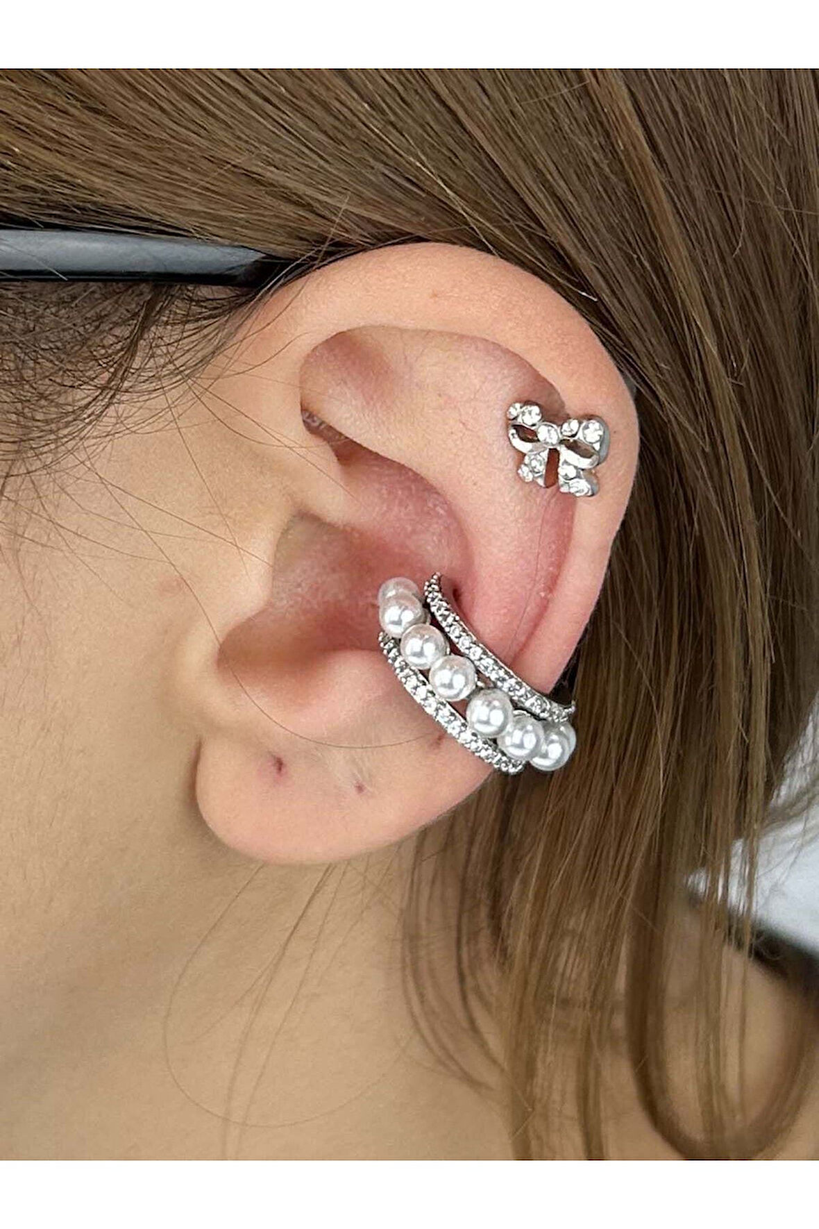 Zirkon Taşlı Ve Incili, Kulak Kıkırdak Bölgesi Bijuteri Küpe 510, Gümüş Renk