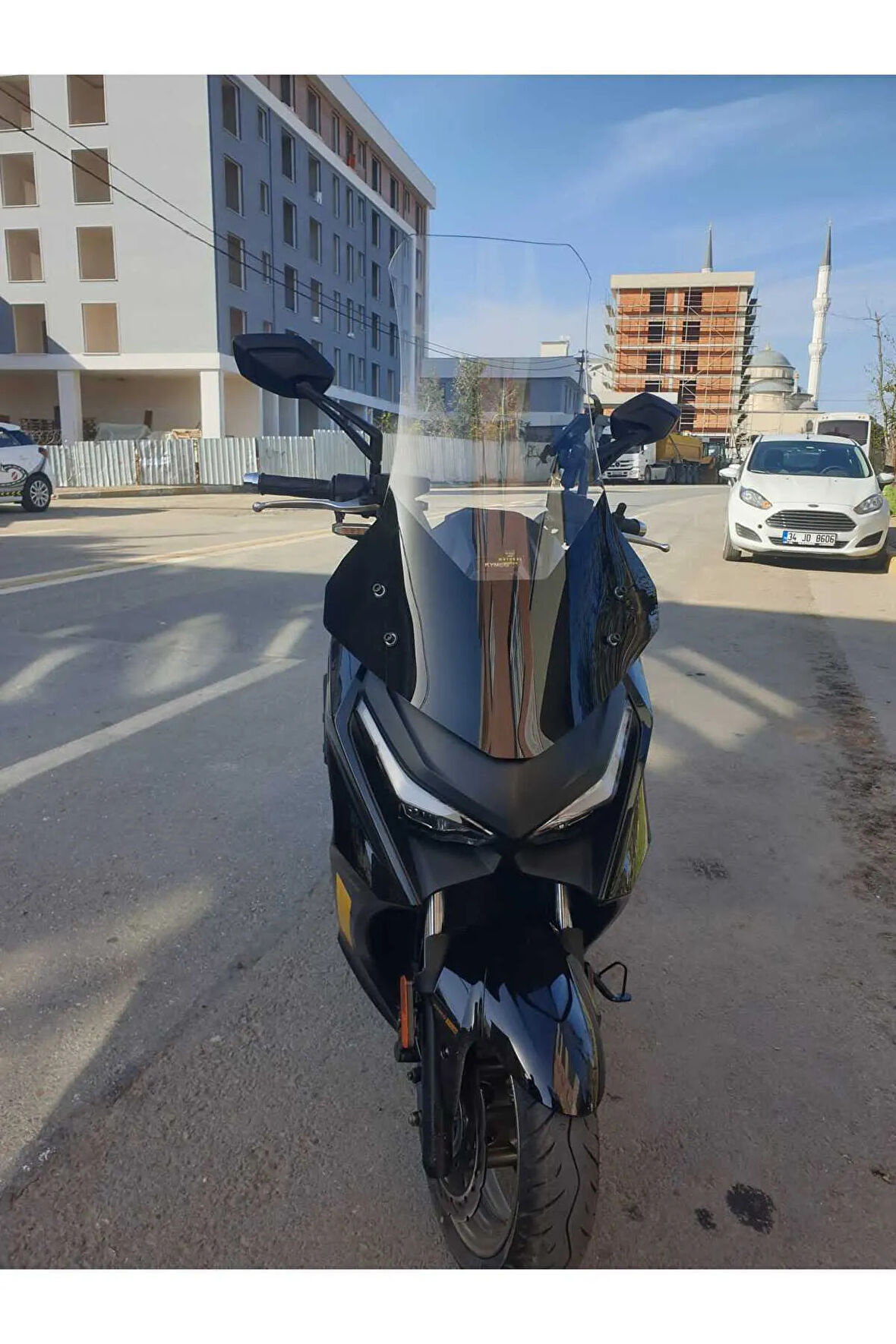 Kymco Krv 200 Ön cam 2022 2024 Model Yılı 75cm Şeffaf Renk 4mm Uzun Geniş Cam