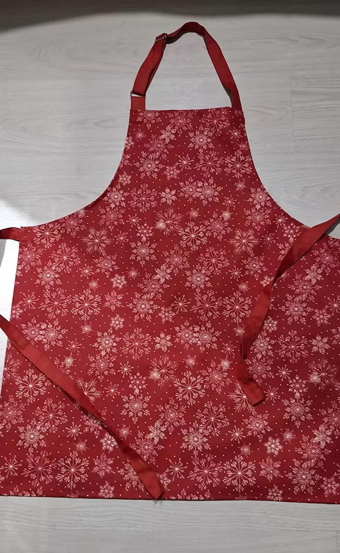 Mutfak önlüğü leke ve sıvı itici