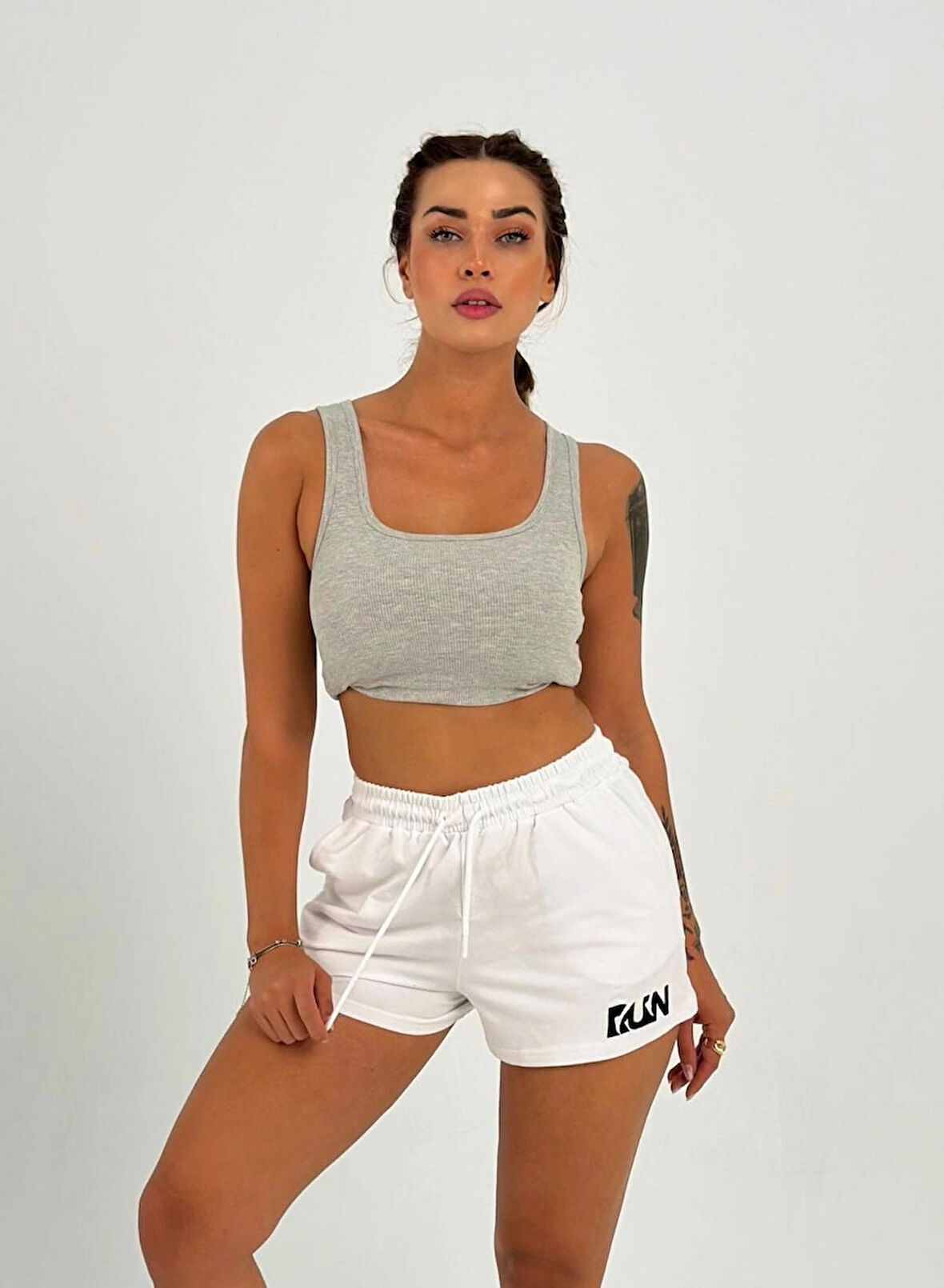 Maison La Femme Kadın Beli Lastikli Nakışlı Beyaz Şort