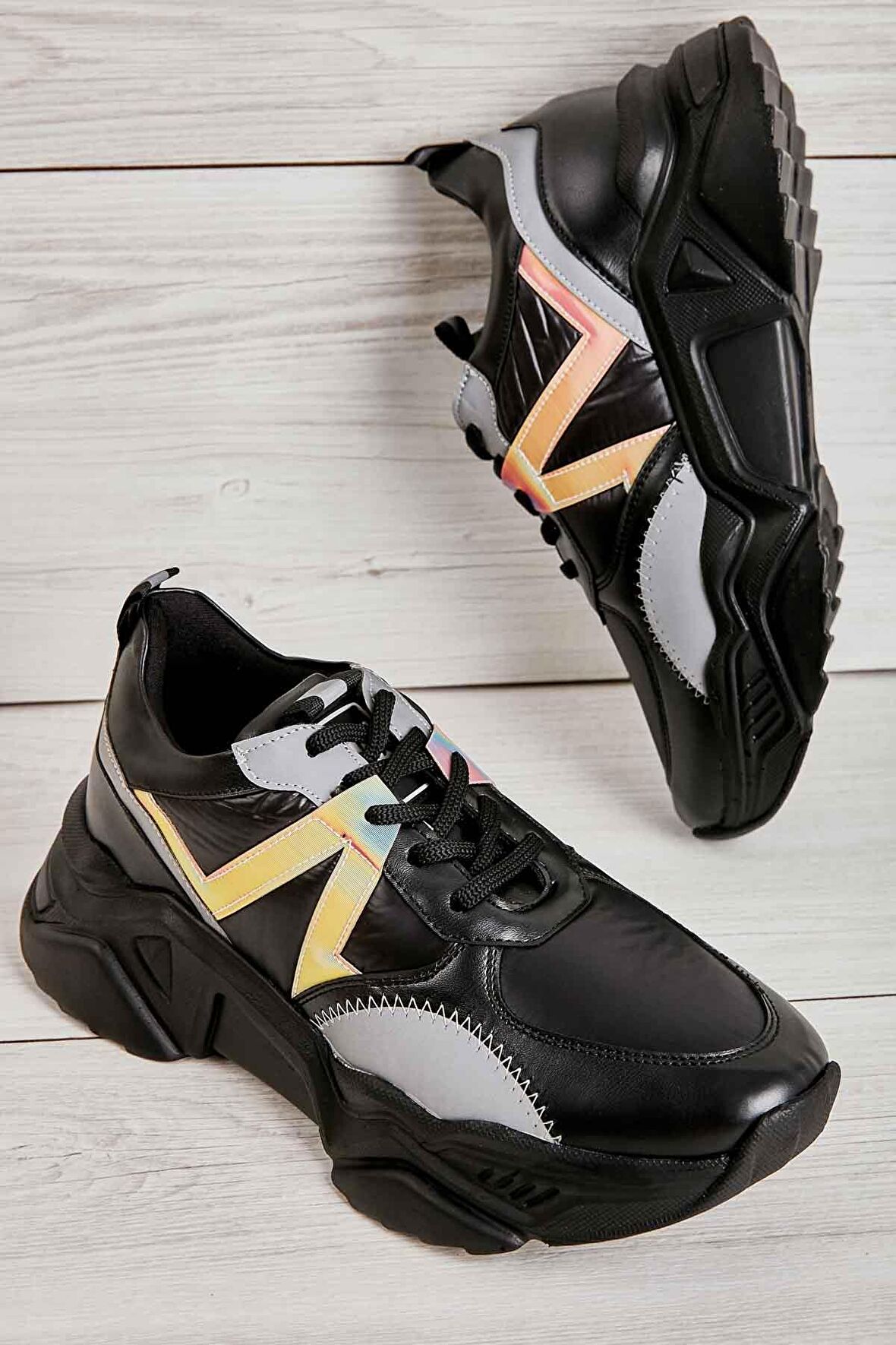 Siyah  Kadın Sneaker L0674202009