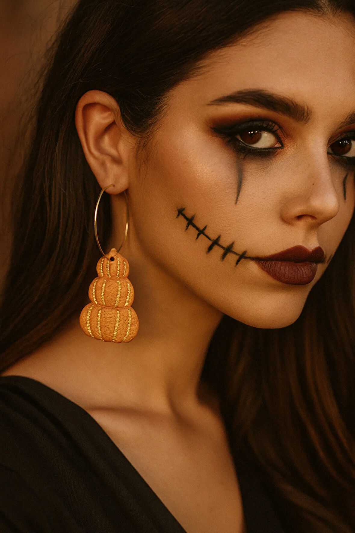 Pumpkin Glow Kabak Tasarımlı Polimer Kil Küpe - Altın Detaylı, El Yapımı, Hafif