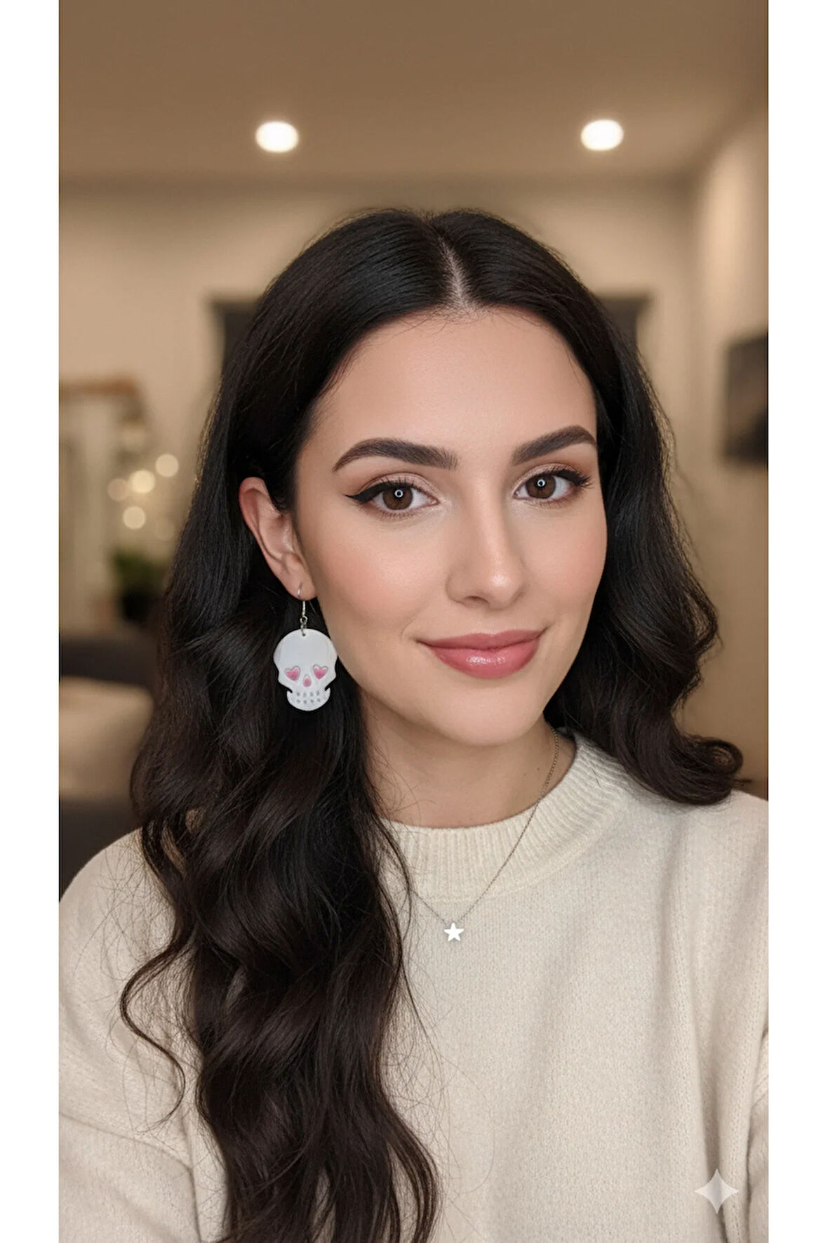 Skull Amour El Yapımı Polimer Kil Küpe – Kalp Gözlü Kafatası Tasarım – Gotik & Sevimli Konsept Küpe