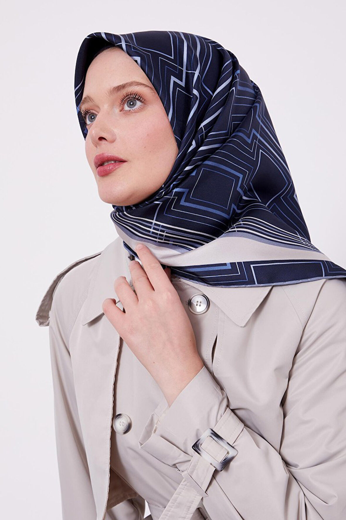 Levidor Twill İpek Eşarp LD4125