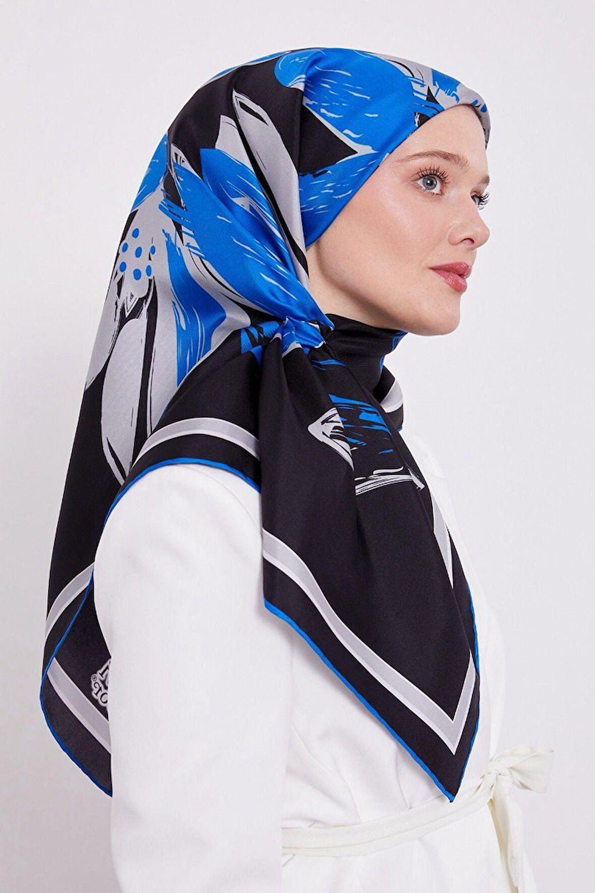 Levidor Twill İpek Eşarp LD4131