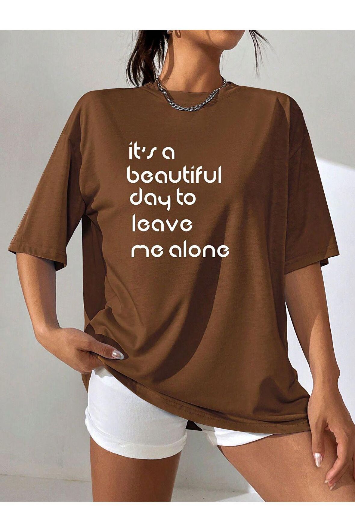 Unisex Me Alone Yazılı Tshirt