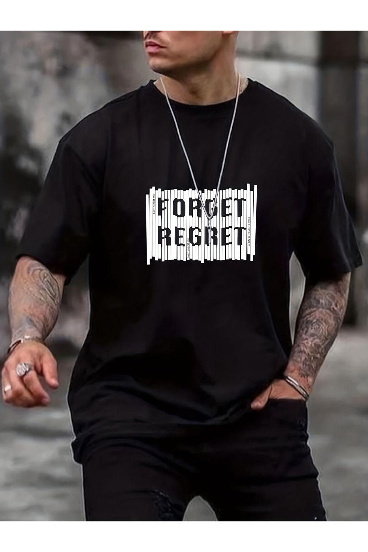 Unisex Forget Regret Yazılı Tshirt