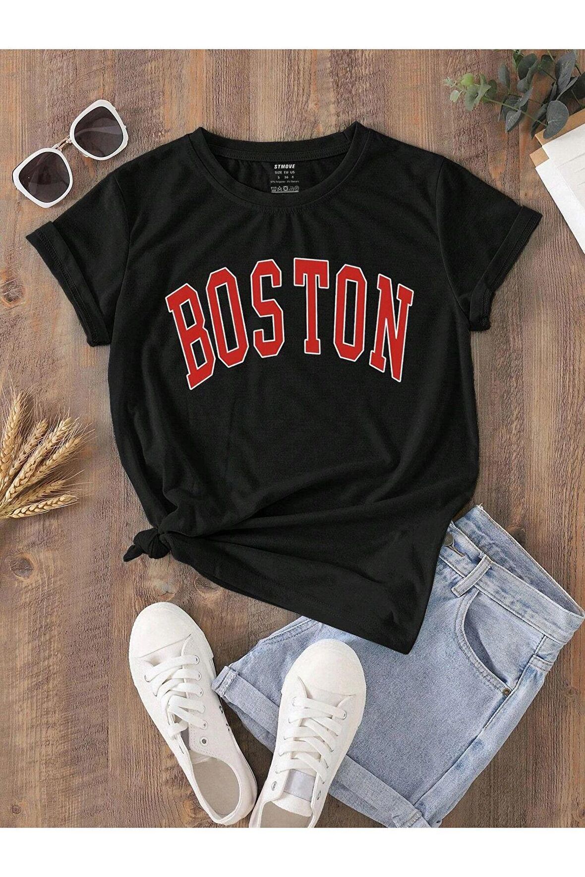 Unisex Kırmızı Boston Yazılı Tshirt
