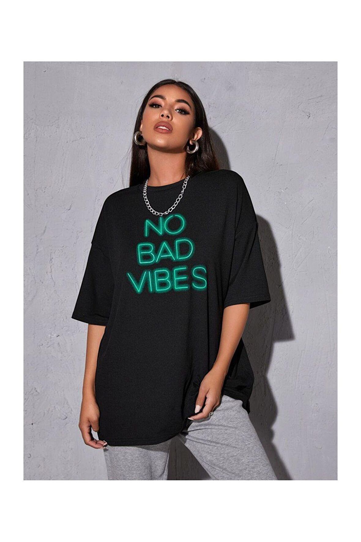 Unisex No Bad Vibes Yazılı Tshirt