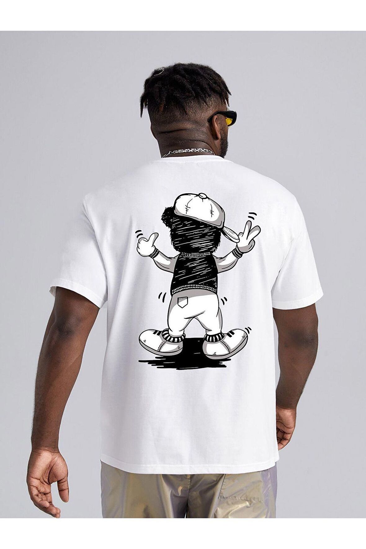 Unisex Şapkalı Bear Baskılı Tshirt