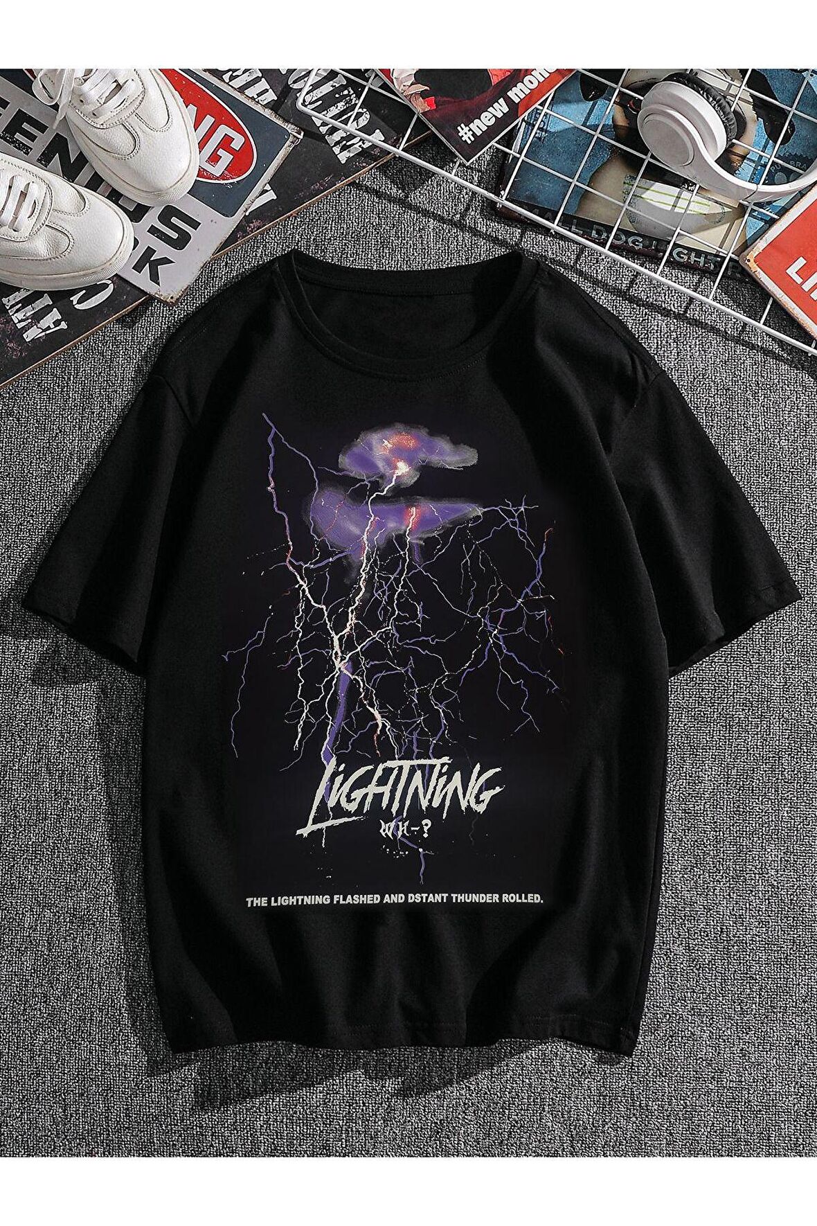 Unisex Lightning Yazılı Tshirt