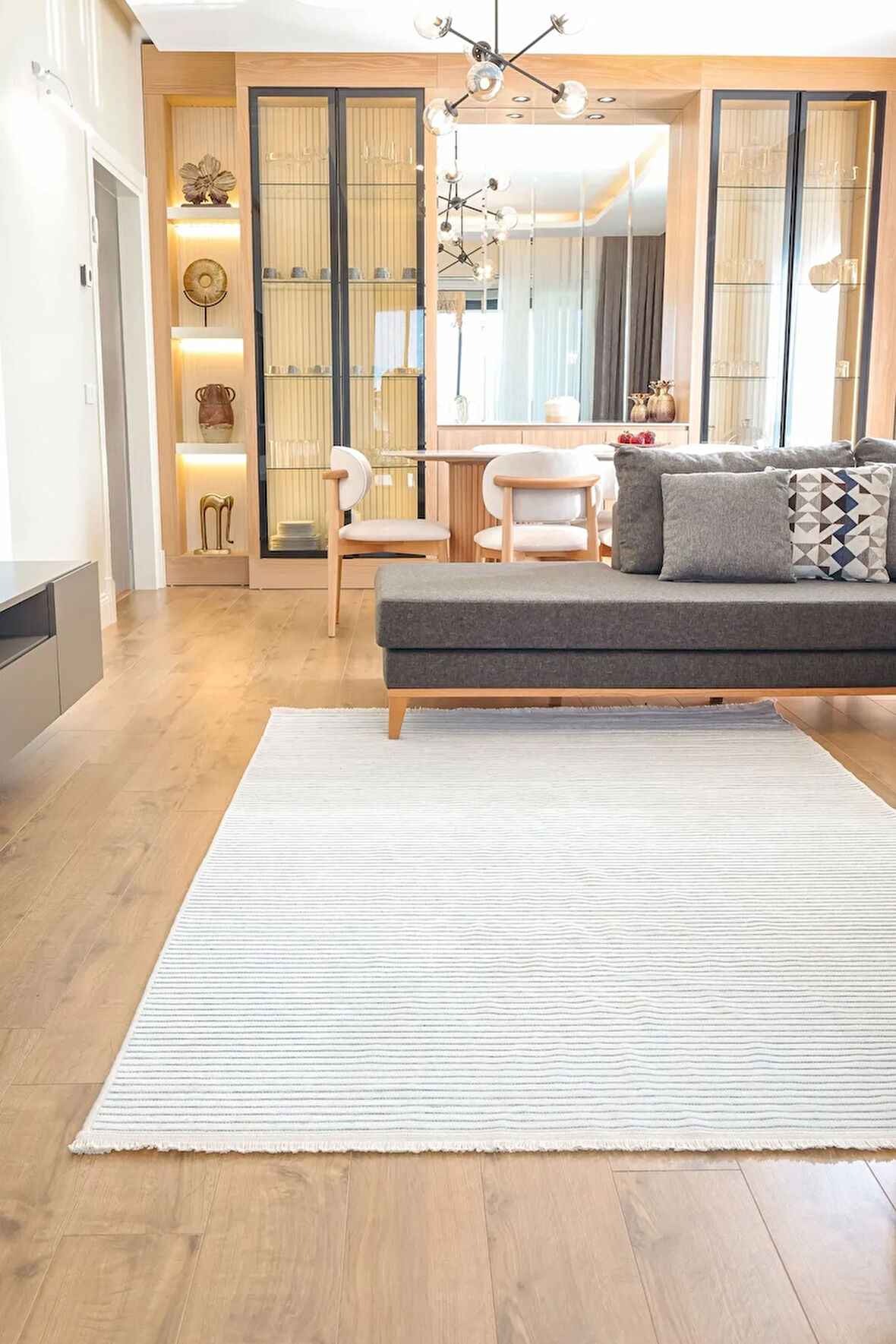 Leona Kaymaz Taban Şönil Dokuma Halı Makinede Yıkanabilir