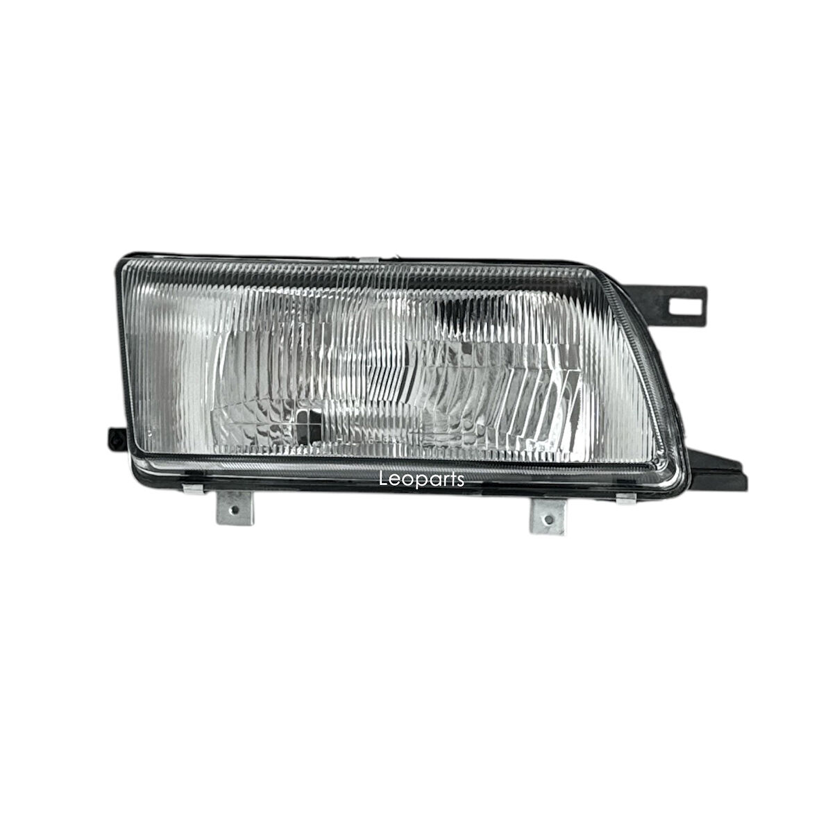 LEOPARTS Nissan Sunny Far Lambası Sağ 1994-1995 26010-6HC00
