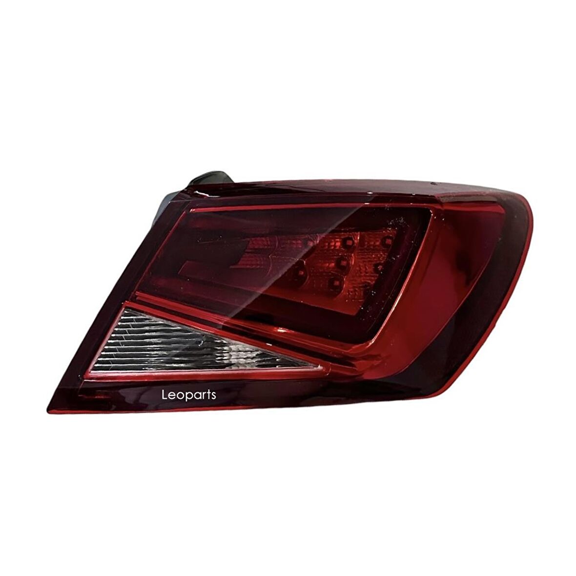 LEOPARTS Seat Leon Stop Lambası Dış Sağ 2013-2016 (Ledli) 5F0945208E