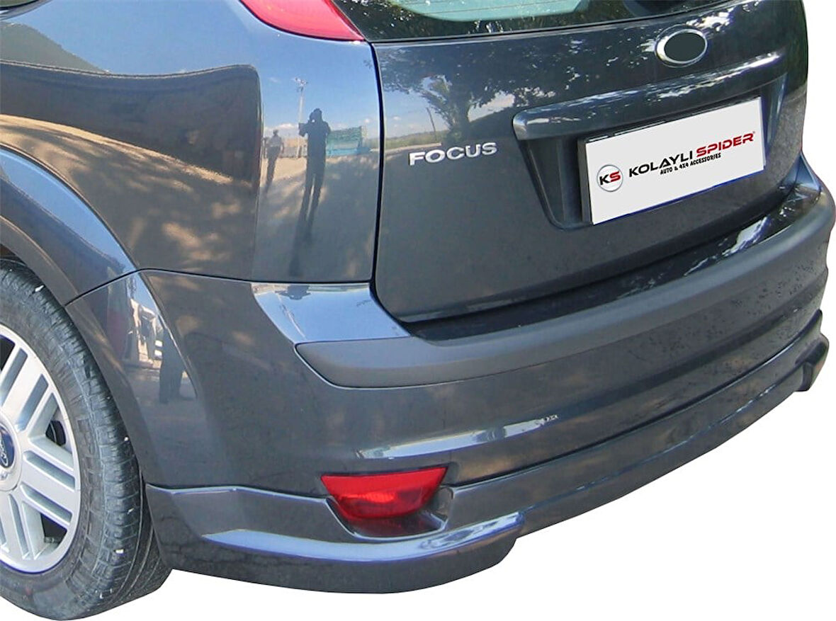 Ford Focus 2 HB Arka Tampon Altı Fiber 2005-2007