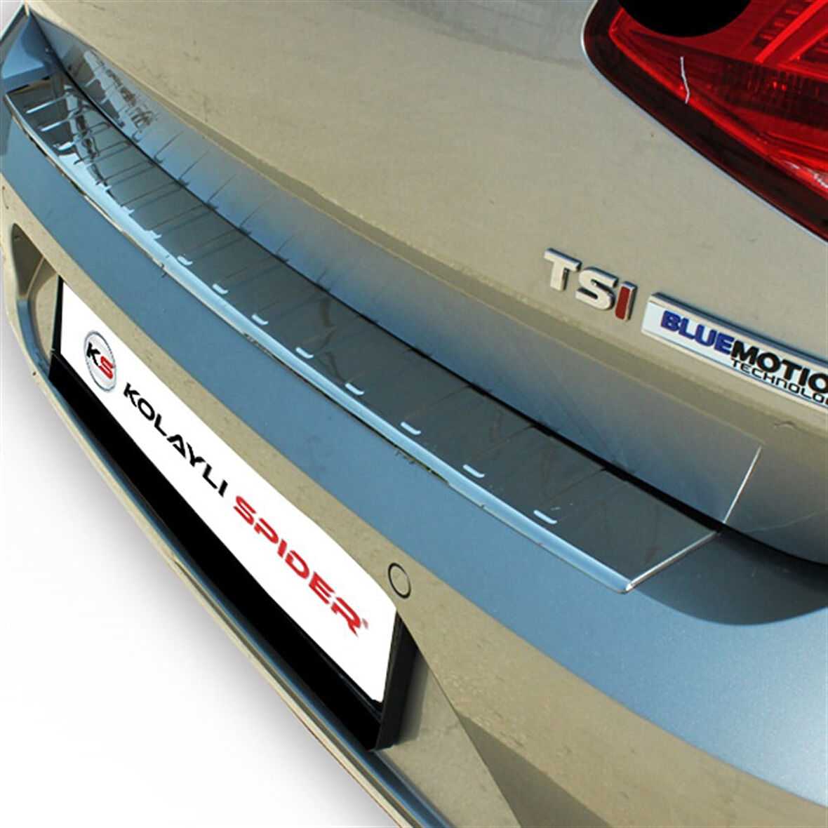 VW Passat B8 Arka Tampon Eşiği Krom 2015 ve Sonrası