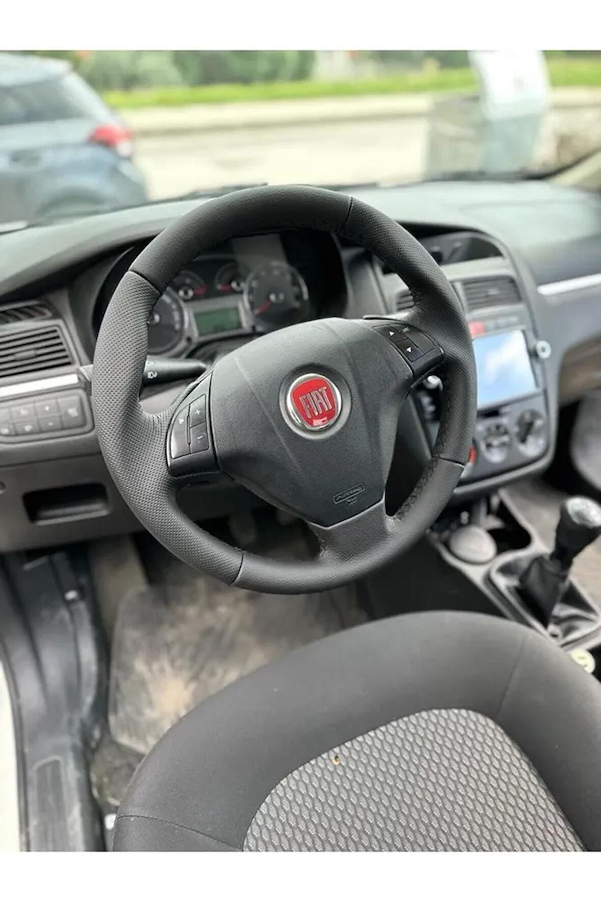 Fiat Linea Araca Özel Deri Direksiyon Kılıfı