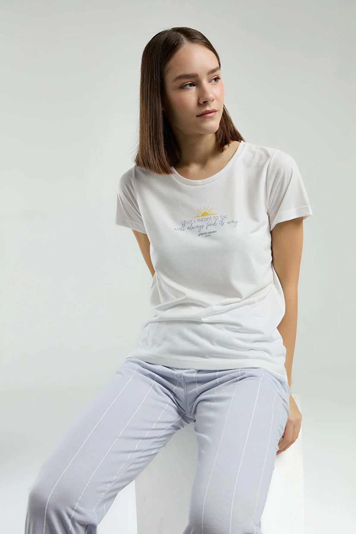 Kadın Yazılı Kısa Kol Çizgili Uzun Pantolon Pijama Takımı