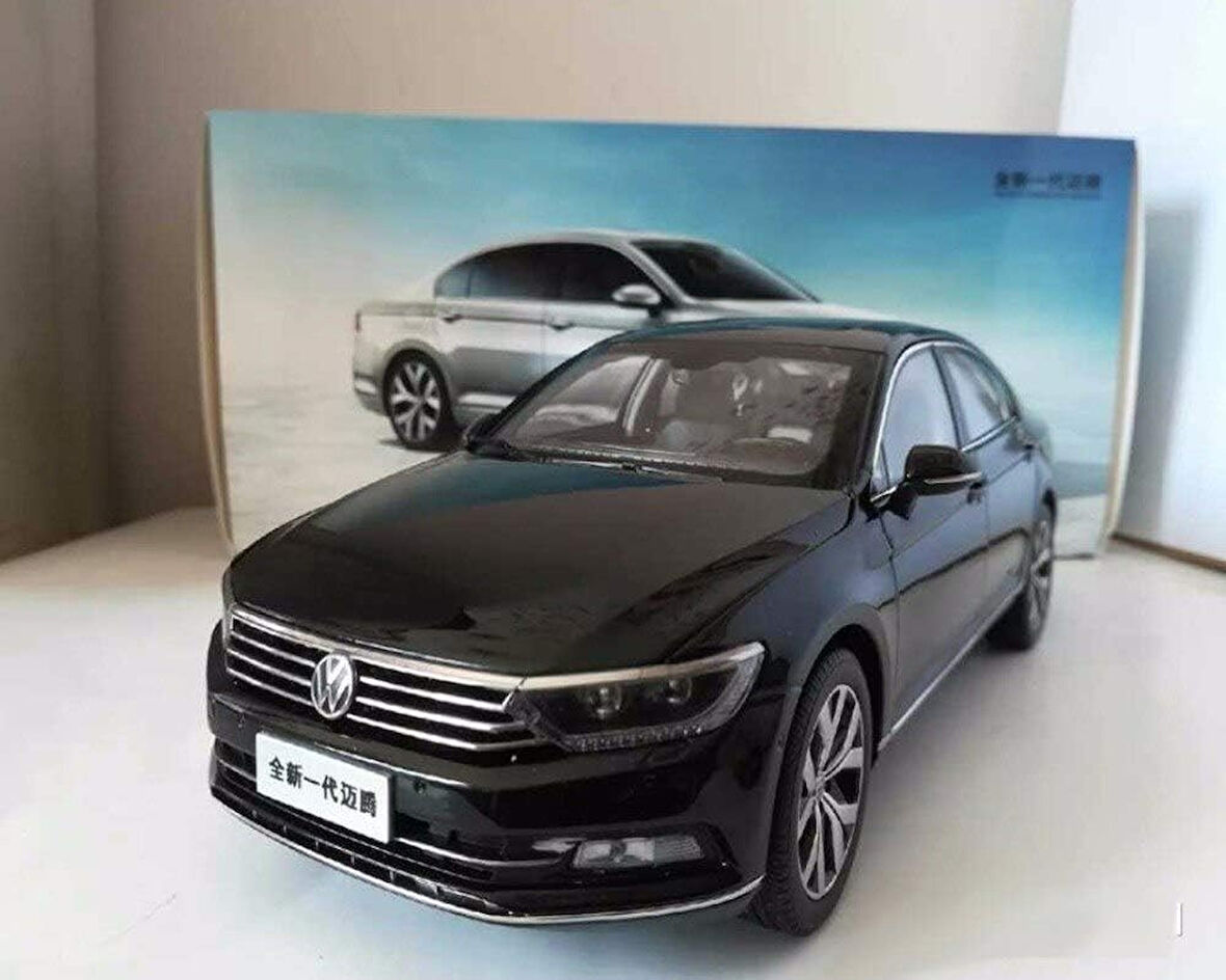 Pasat 1/18 Alaşımlı Model Araba Replikası, Pres Döküm Metal Araç, Yetişkinler İçin Simülasyon Koleksiyonu, 2017