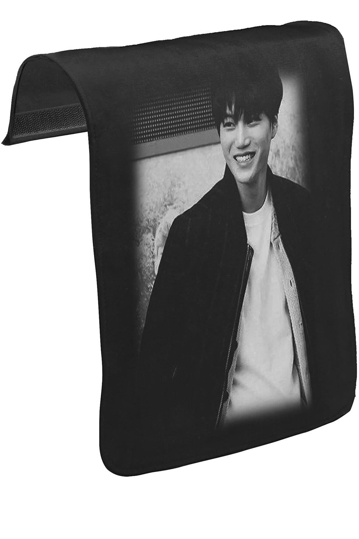 EXO - Kai Unisex Siyah Tak-Çıkar Postacı Çanta Kapağı CK-951