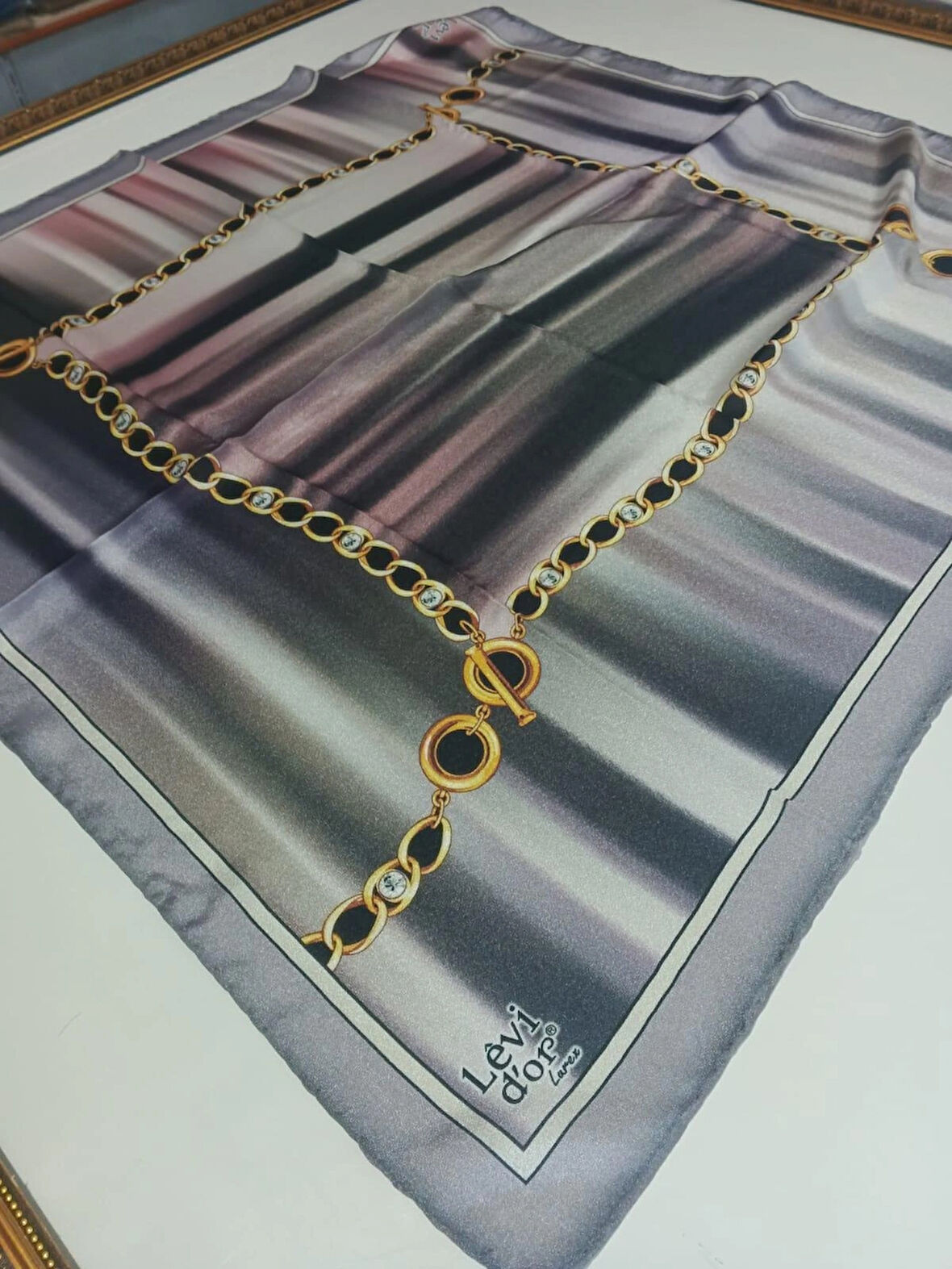 LEVİDOR LAREX İPEK EŞARP K.GRİ HARDAL