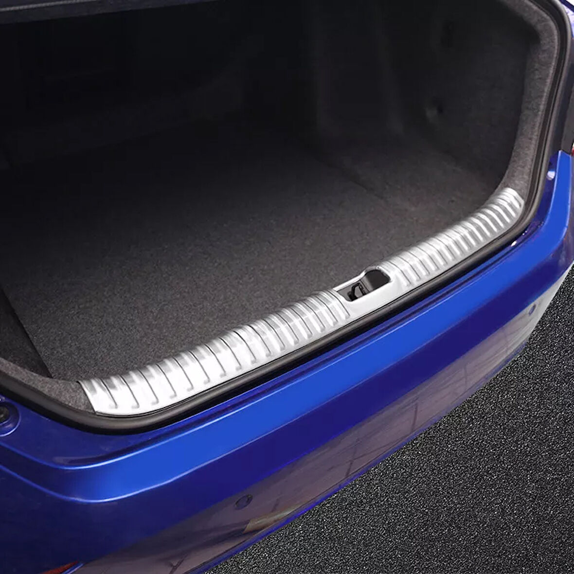 Vitara 2015+Arka Bagaj Eşiği İç Metal Krom