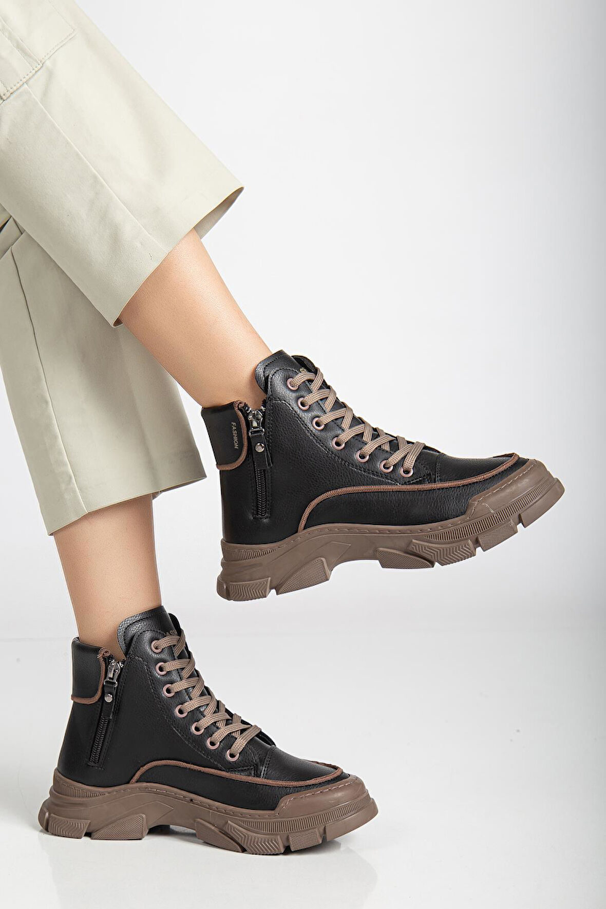 Suins Luis Premium Model Kadın Bot