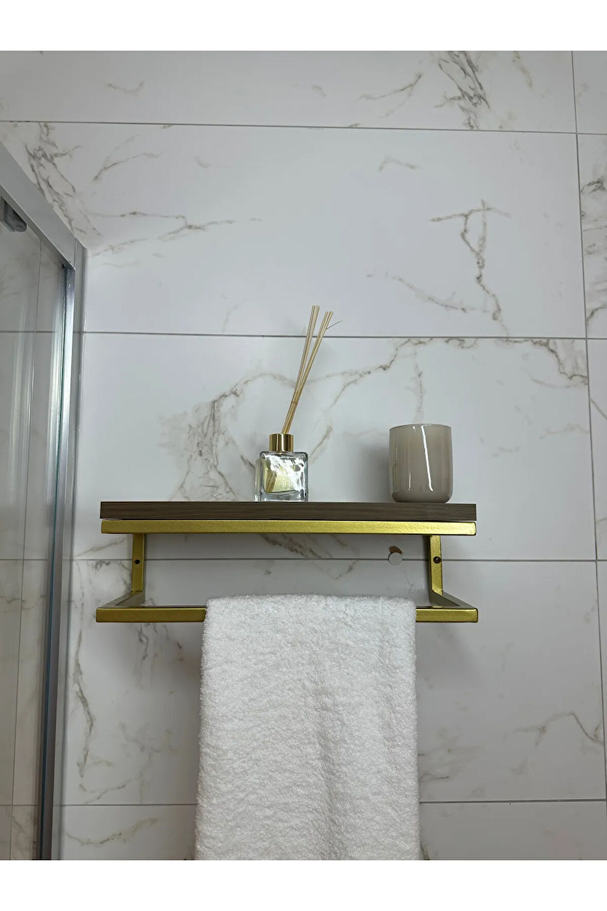 Fulya Banyo Ahşap Raflı Gold Metal Havlu, Şal Askılık Ceviz Raf