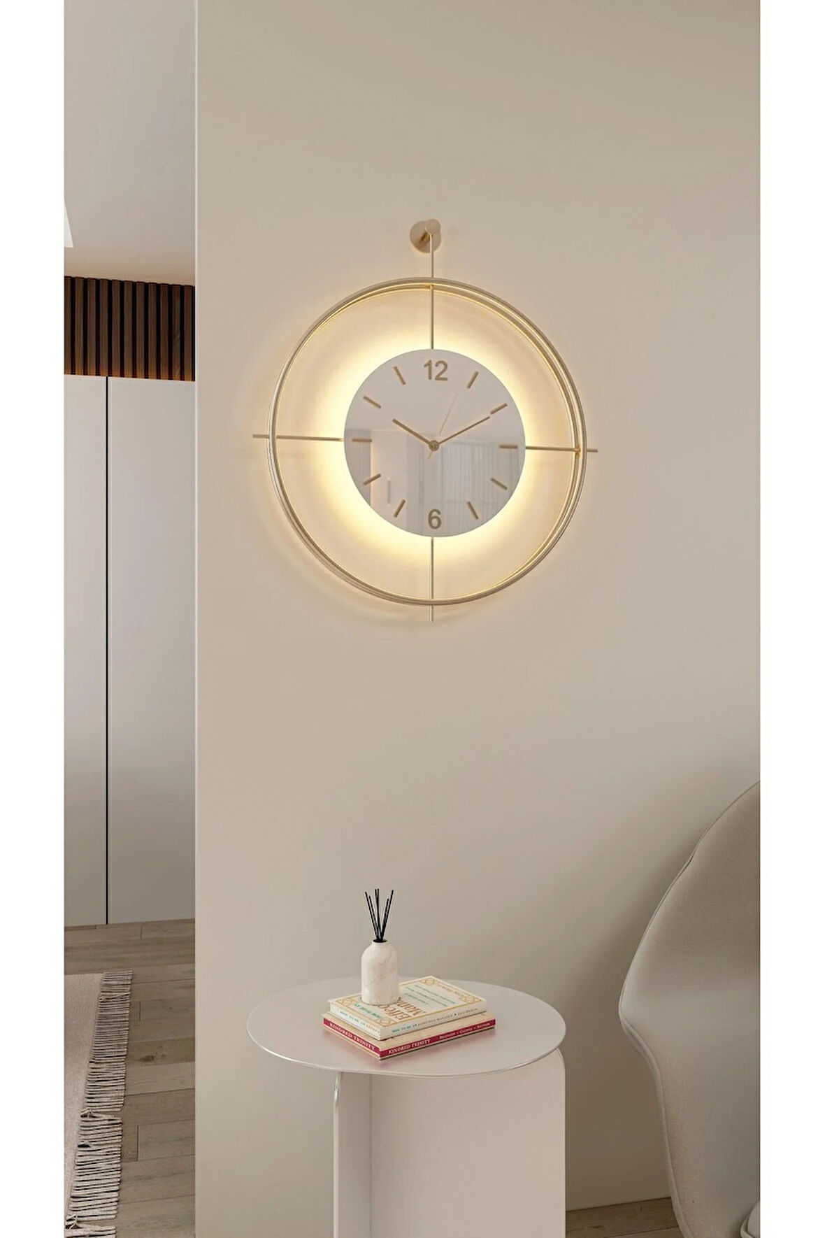 Büyük Boy (50X65CM) Gold Laviento - Beyaz Göbek- Pilli Led - Modern Metal Duvar Saati