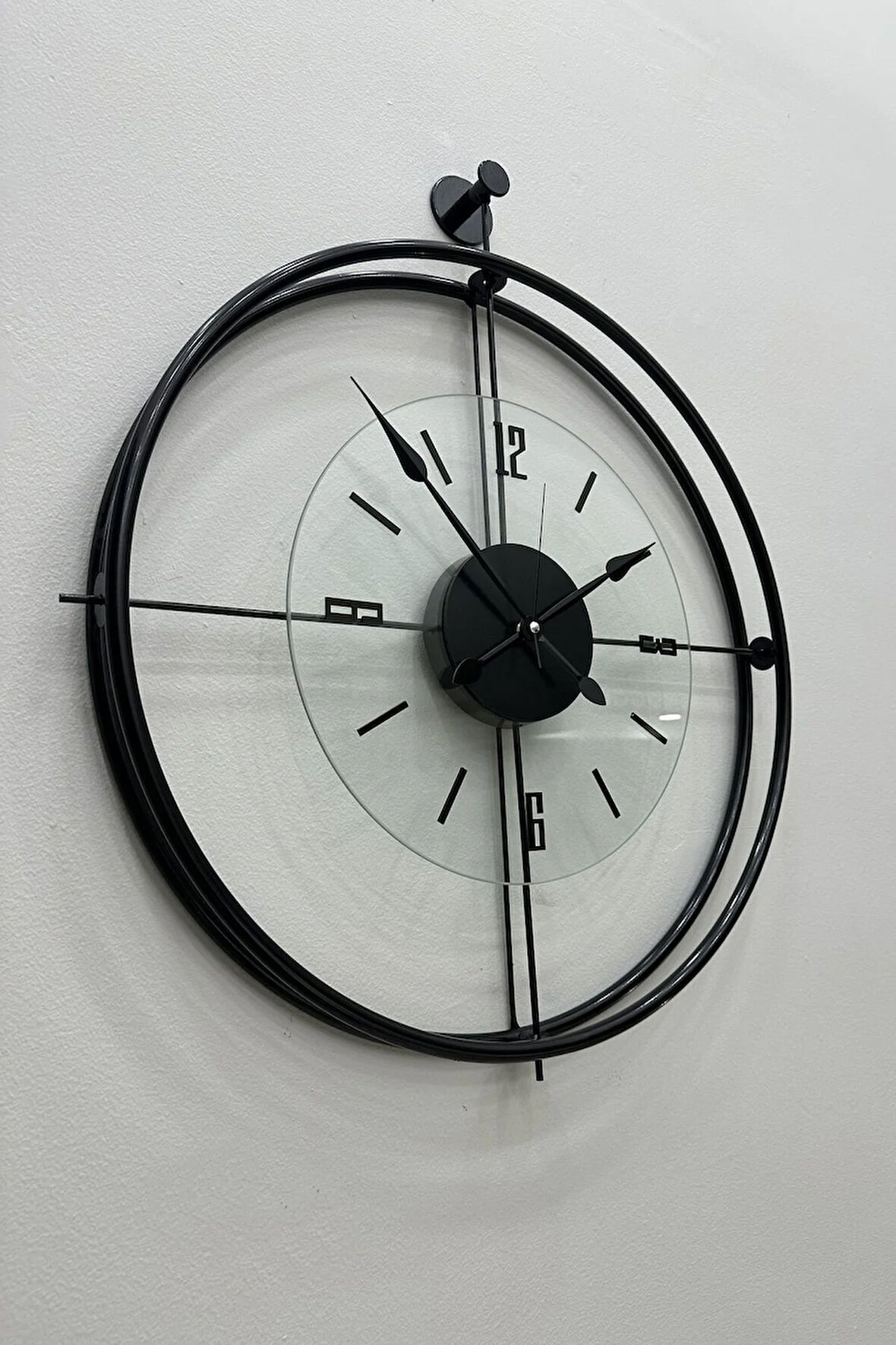 Büyük Boy Laviento Siyah ( Şeffaf Cam ) - Led Yok -50x65 Cm - Modern Dekoratif Metal Duvar Saati