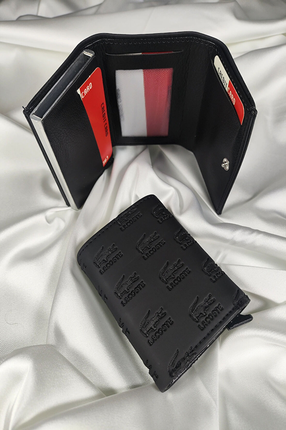 Mekanizmalı Unisex  Siyah Lacoste Desenli, 1. Sınıf Vinlex Deri Kaplamalı, Çıtçıt Kapaklı, Şeffaf Ehliyet ve Kimlik Koyma Gözlü, RFID Korumalı