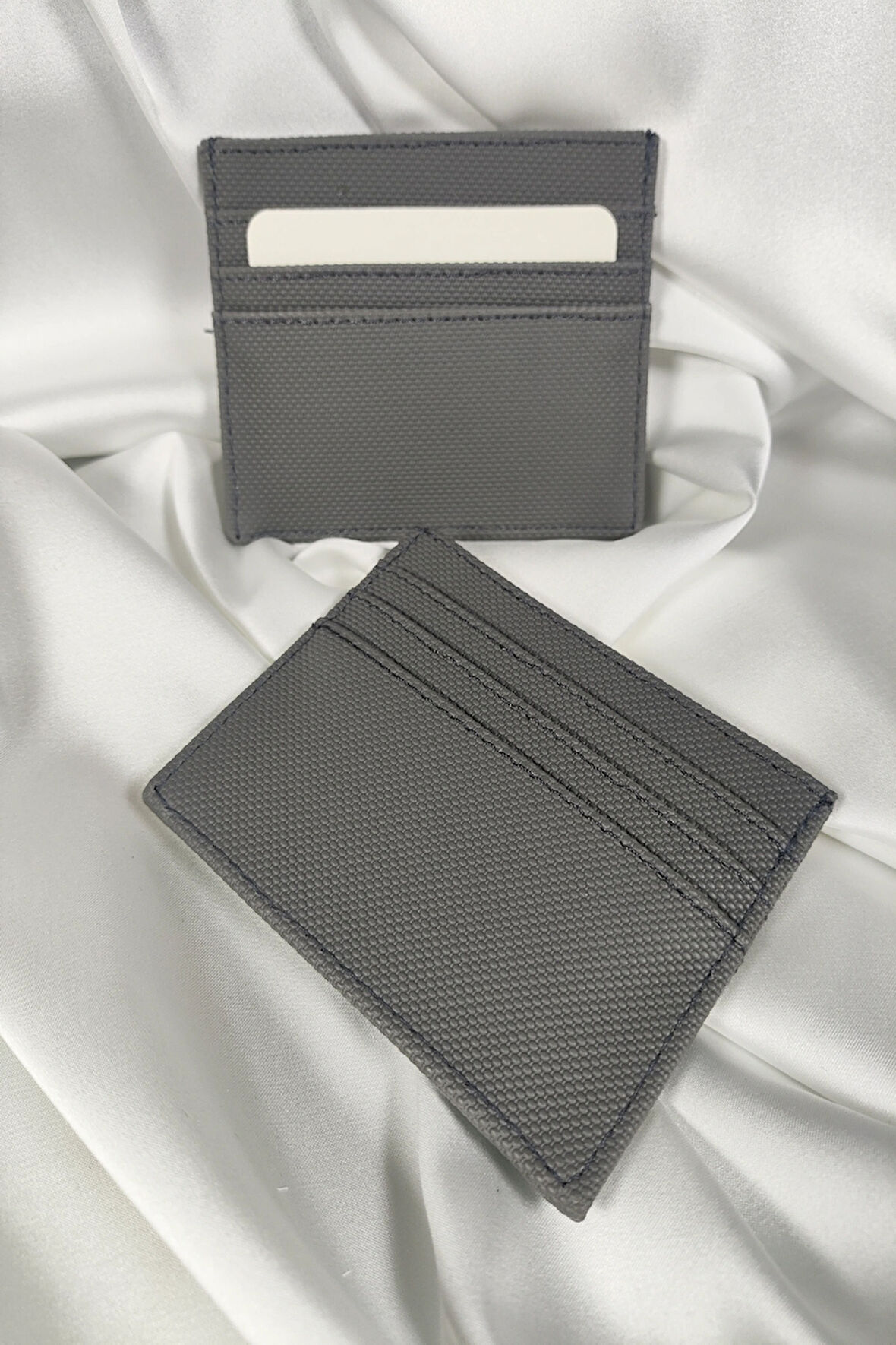 Unisex Kartlık Gri, 1. Sınıf Vinlex Deri, 7 Tane Kart Koyma Cepli