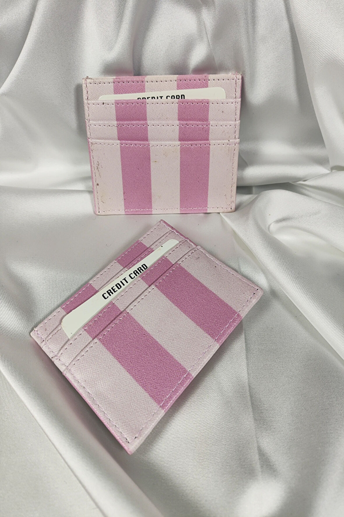 Unisex Kartlık Pembe Desenli, 1. Sınıf Vinlex Deri, 7 Tane Kart Koyma Cepli