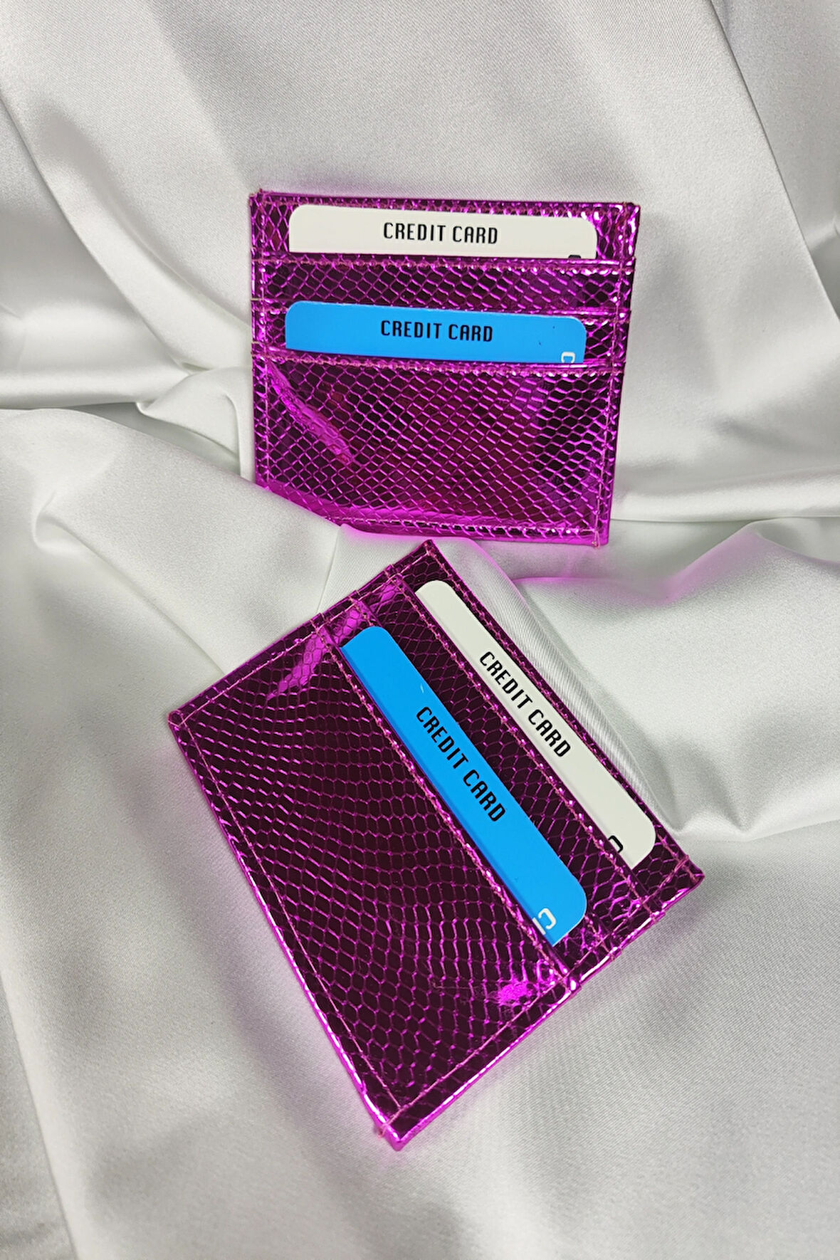 Kadın Kartlık Parlak Fuşya, 1. Sınıf Vinlex Deri, 7 Tane Kart Koyma Cepli