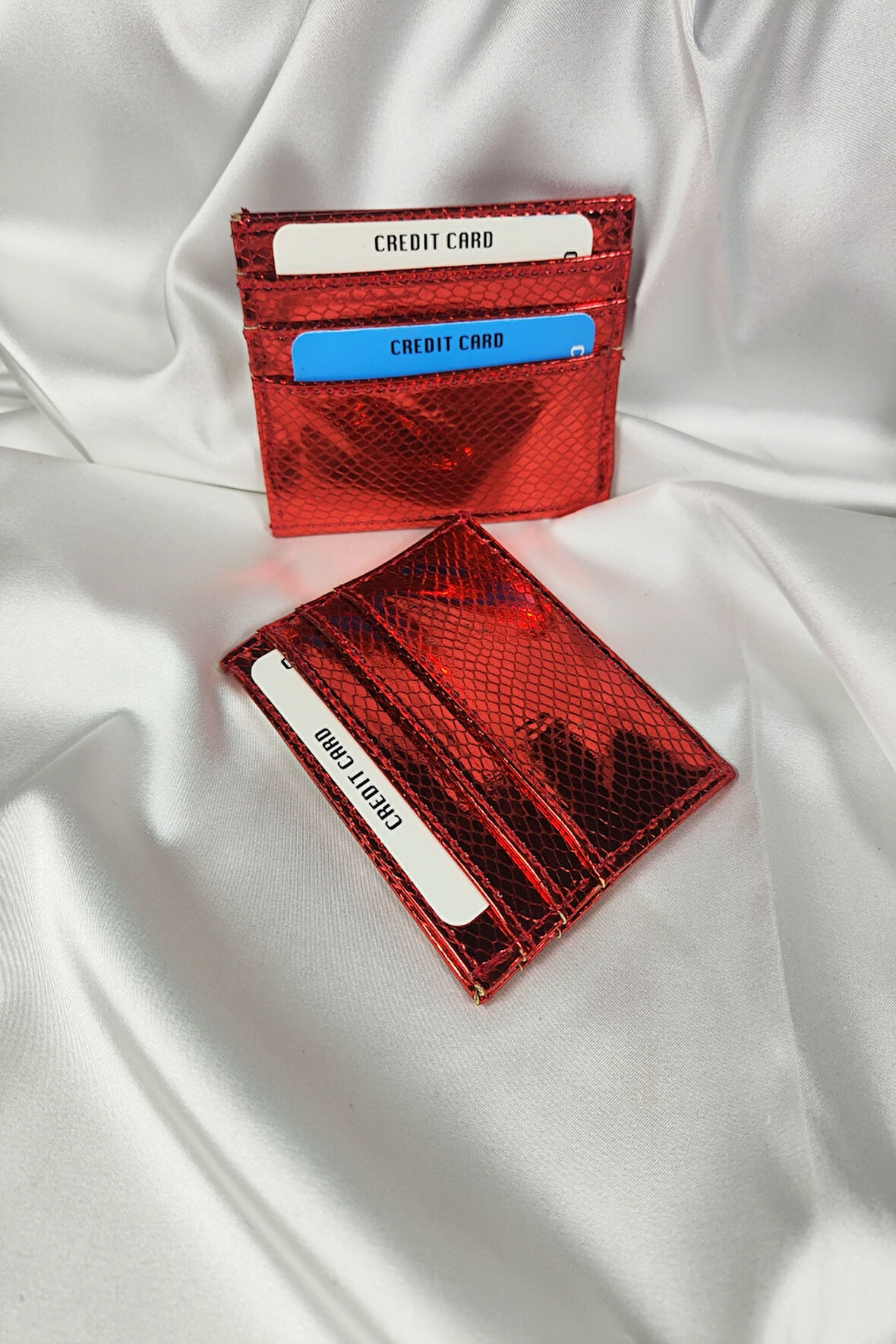 Kadın Kartlık Parlak Kırmızı, 1. Sınıf Vinlex Deri, 7 Tane Kart Koyma Cepli