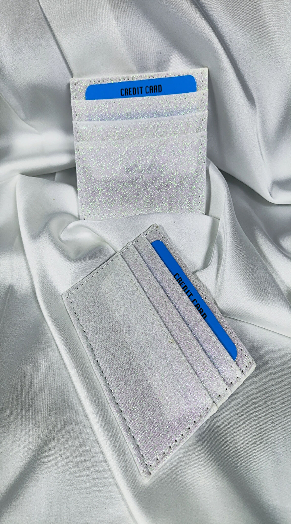 Kadın Kartlık Simli Beyaz, 1. Sınıf Vinlex Deri, 7 Tane Kart Koyma Cepli