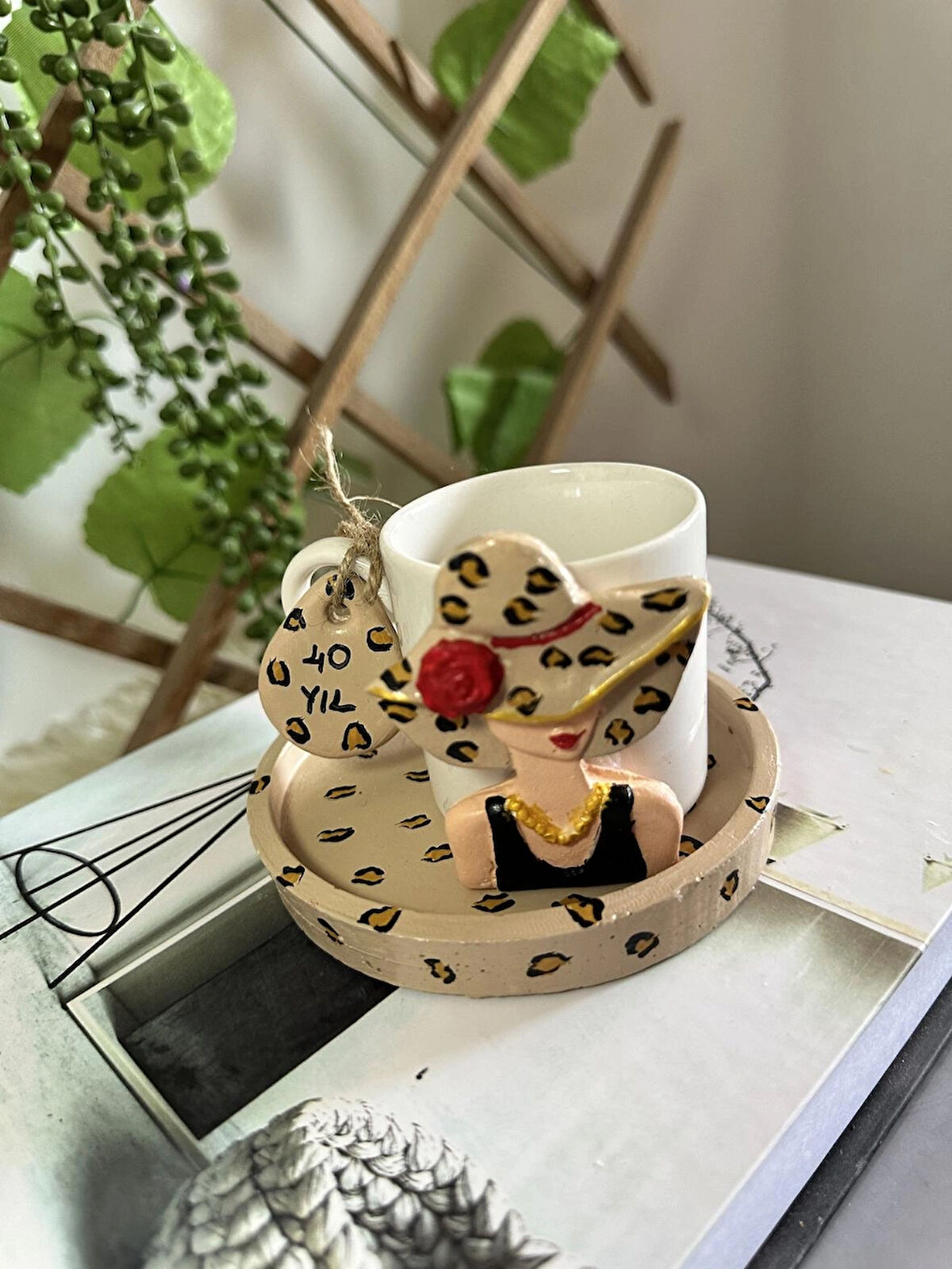 Evdeki Atölyem Leopar model kırk yıl Tasarım kahve fincanı 