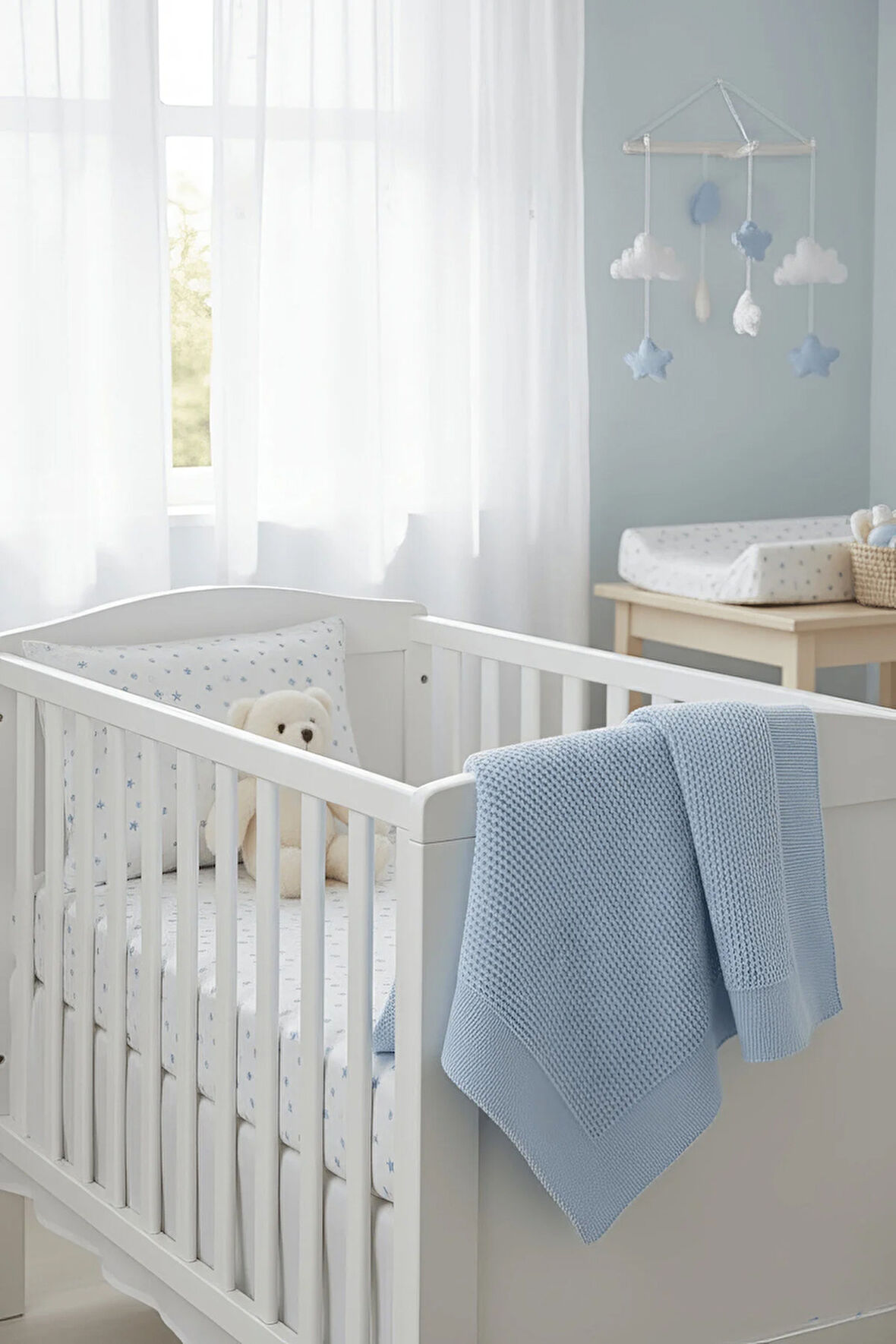 Liva Yumuşak Bebek Battaniyesi 80x100 cm Mavi Örgü Çocuk Battaniyesi – Dekoratif ve Nefes Alabilir