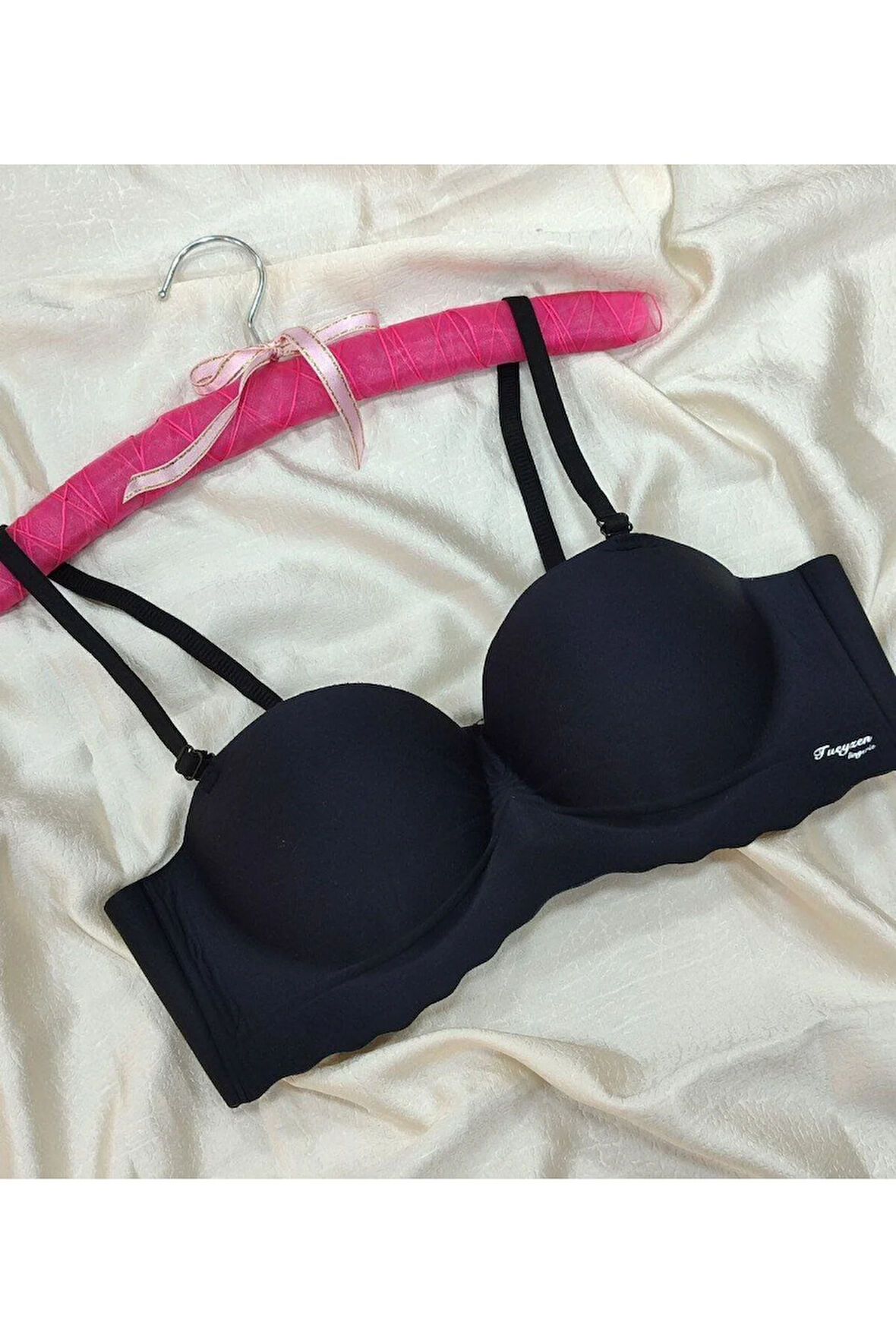 Lazer Kesim Dikişsiz Sütyen, Dolgulu İz Yapmaz Balensiz Sütyen