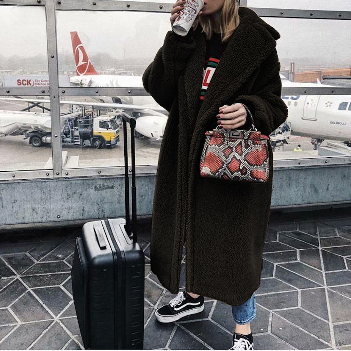 Kışlık Peluş Kadın Şık Ceket